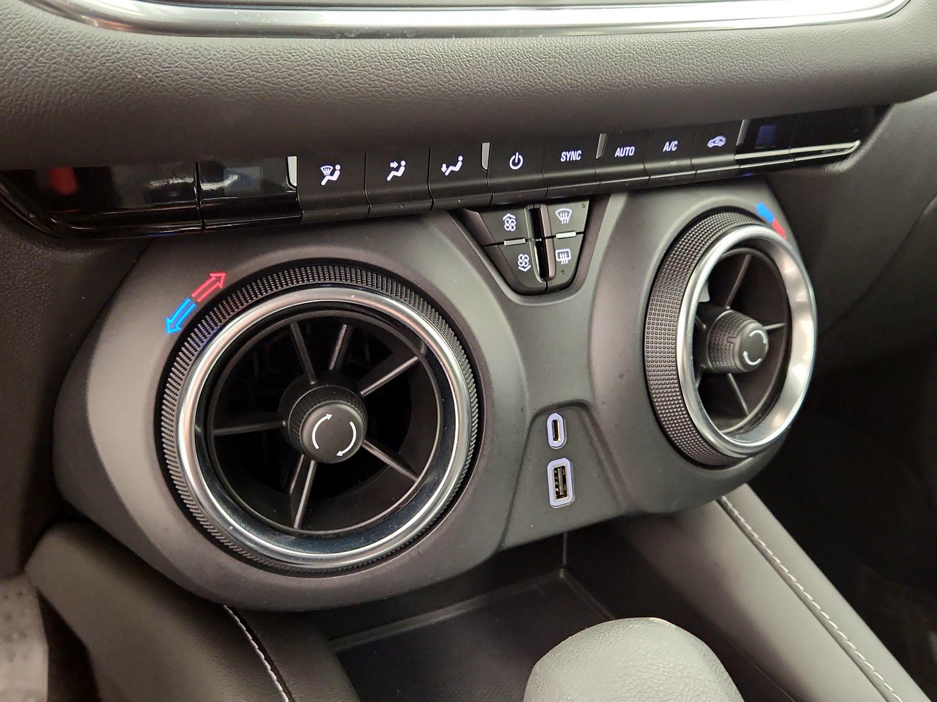 Thumbnail: 2023 Chevrolet Blazer - 16