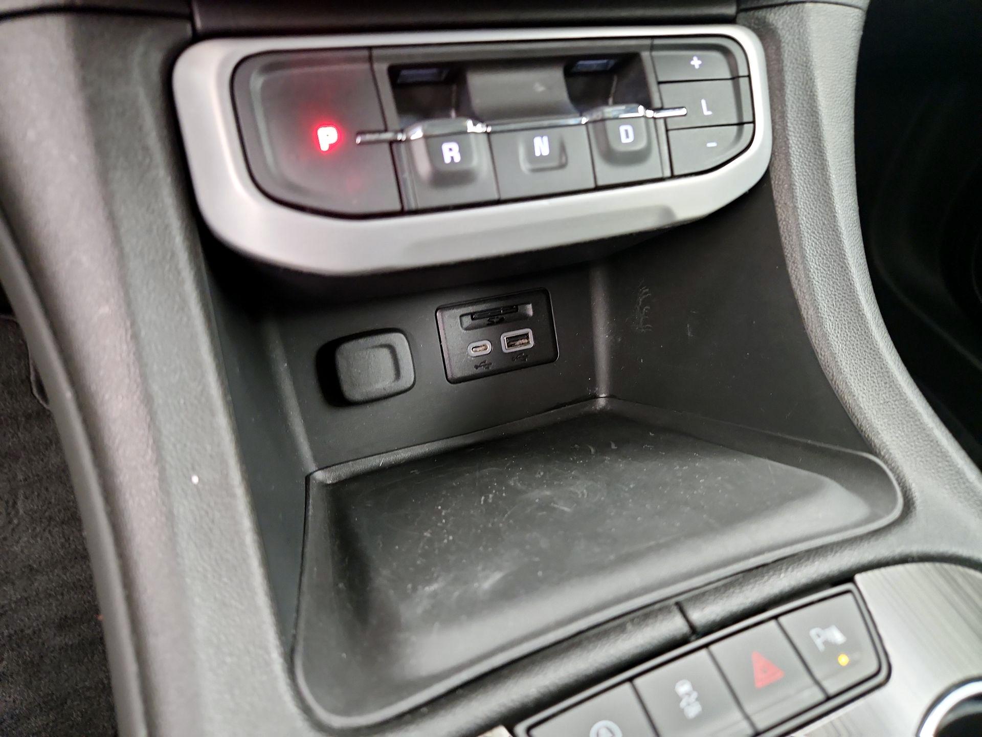 Thumbnail: 2023 GMC Acadia - 19