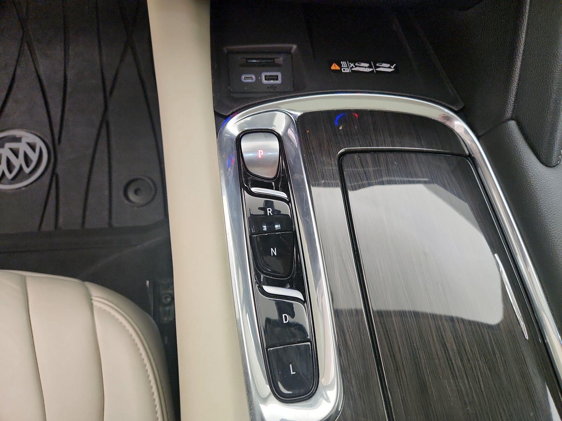 Thumbnail: 2023 Buick Enclave - 17