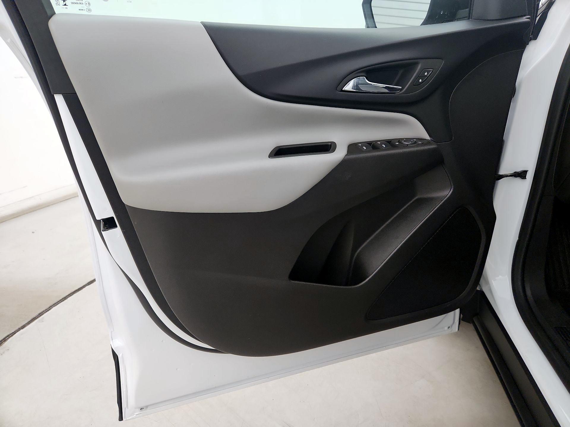 Thumbnail: 2024 Chevrolet Equinox - 12