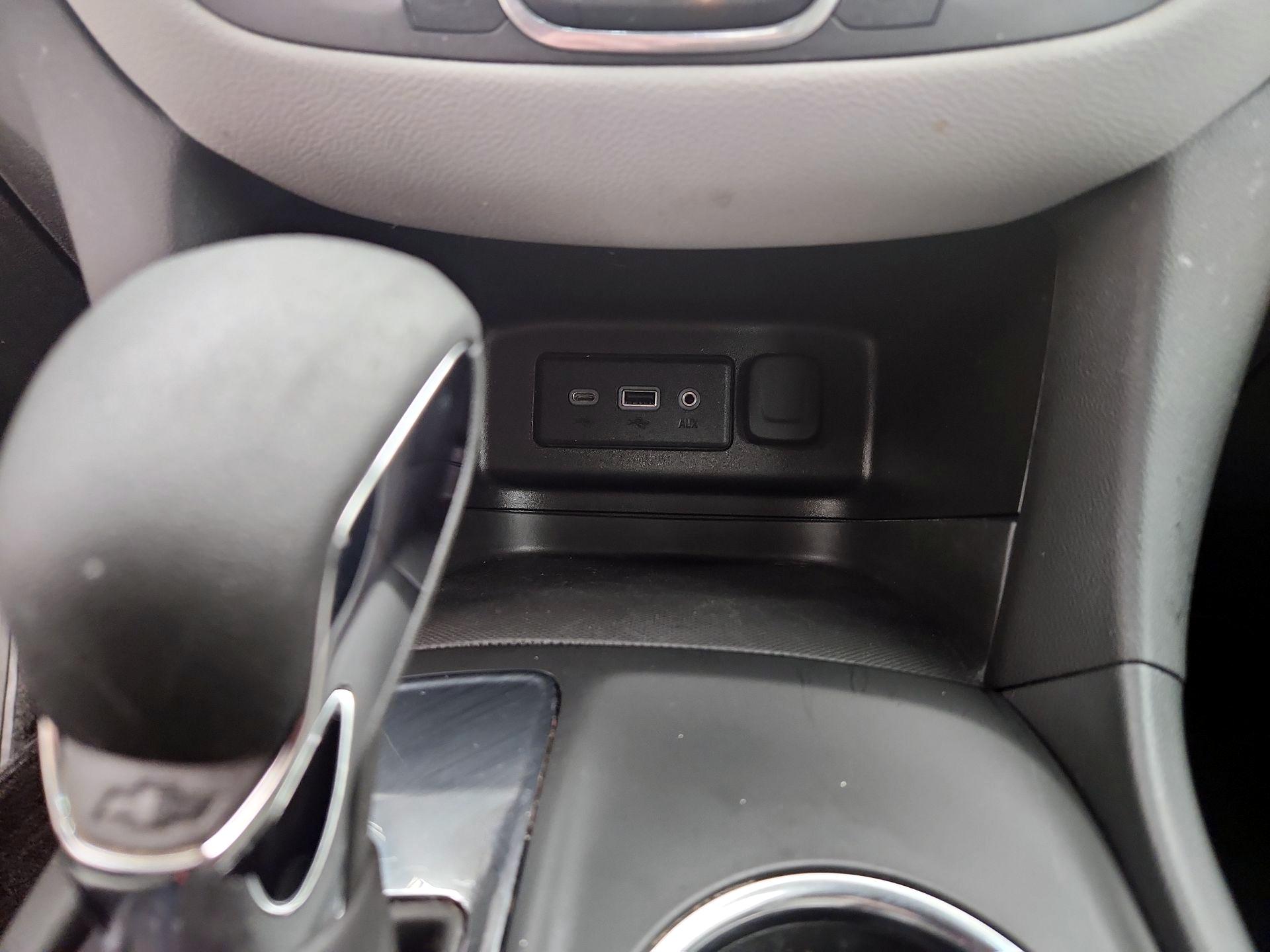 Thumbnail: 2024 Chevrolet Equinox - 18