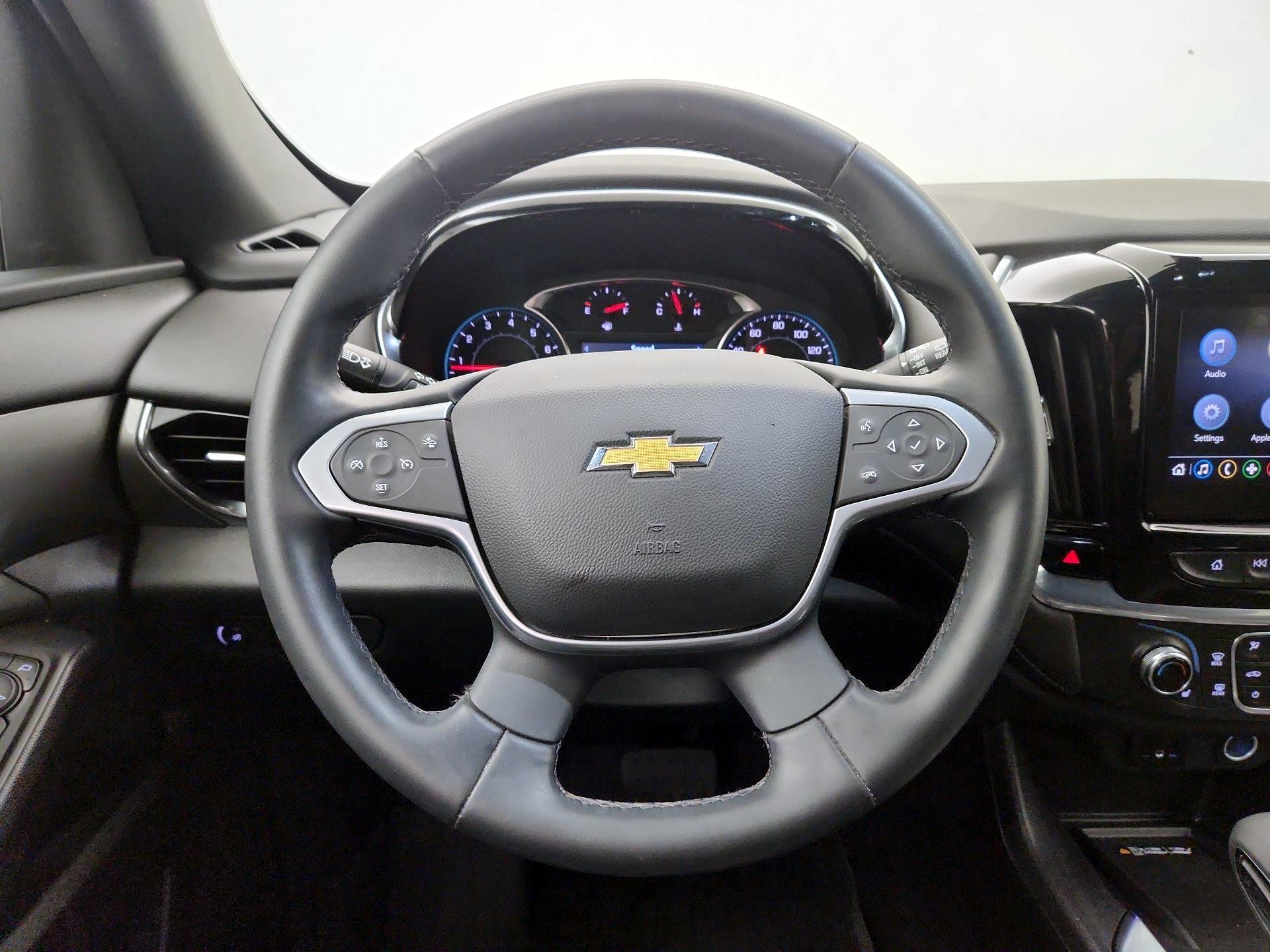 Thumbnail: 2023 Chevrolet Traverse - 10