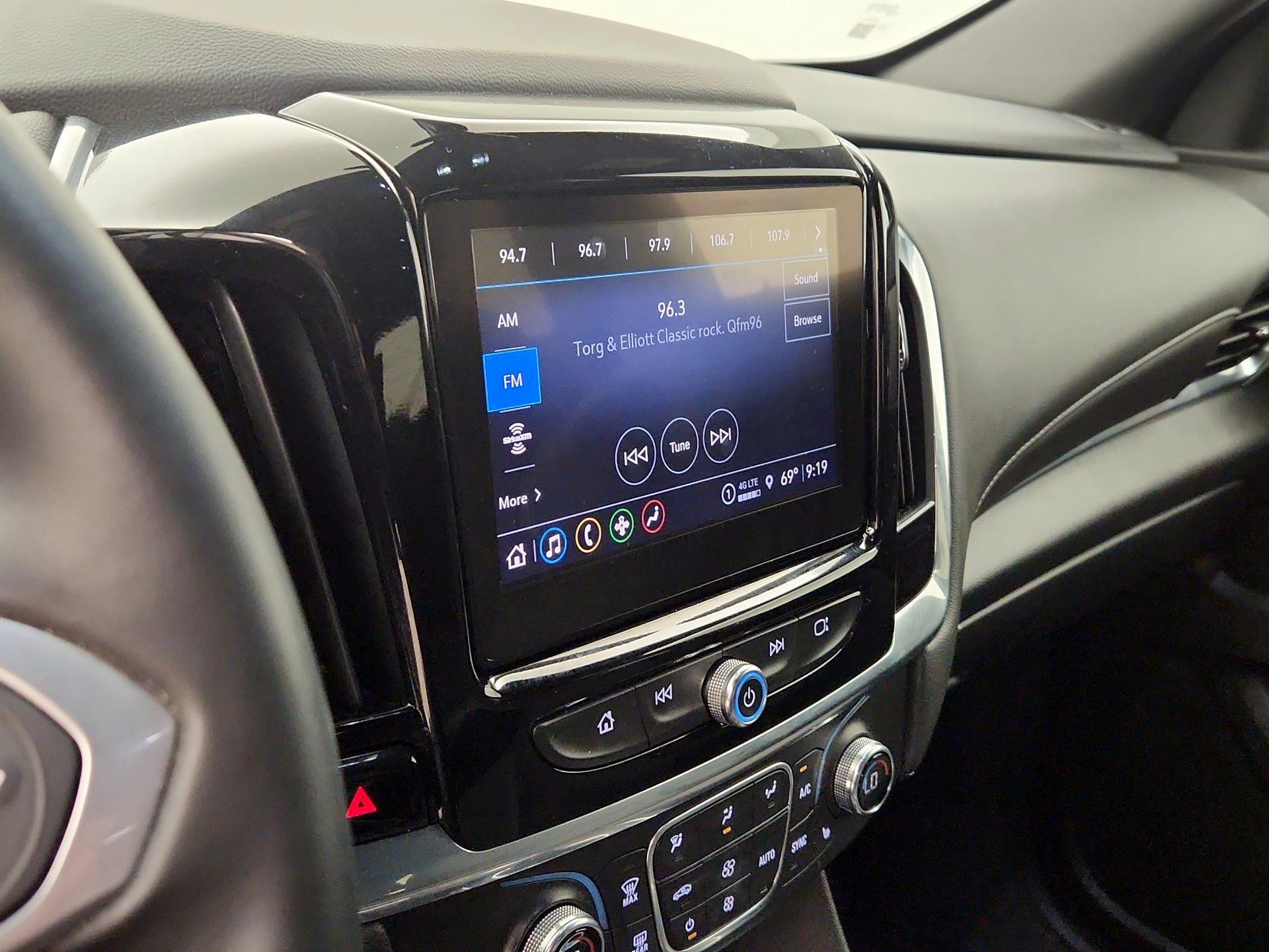 Thumbnail: 2023 Chevrolet Traverse - 15