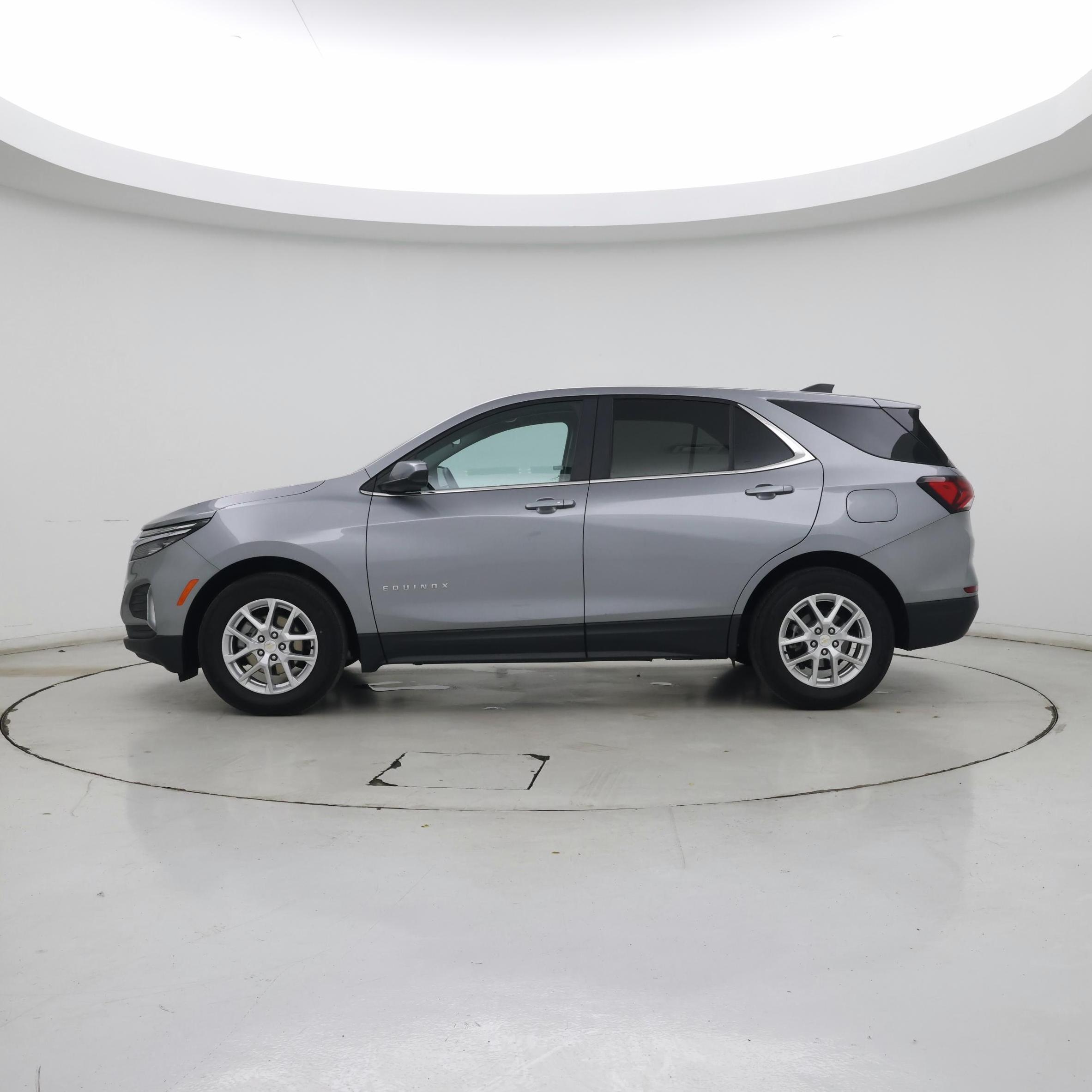 Thumbnail: 2024 Chevrolet Equinox - 3