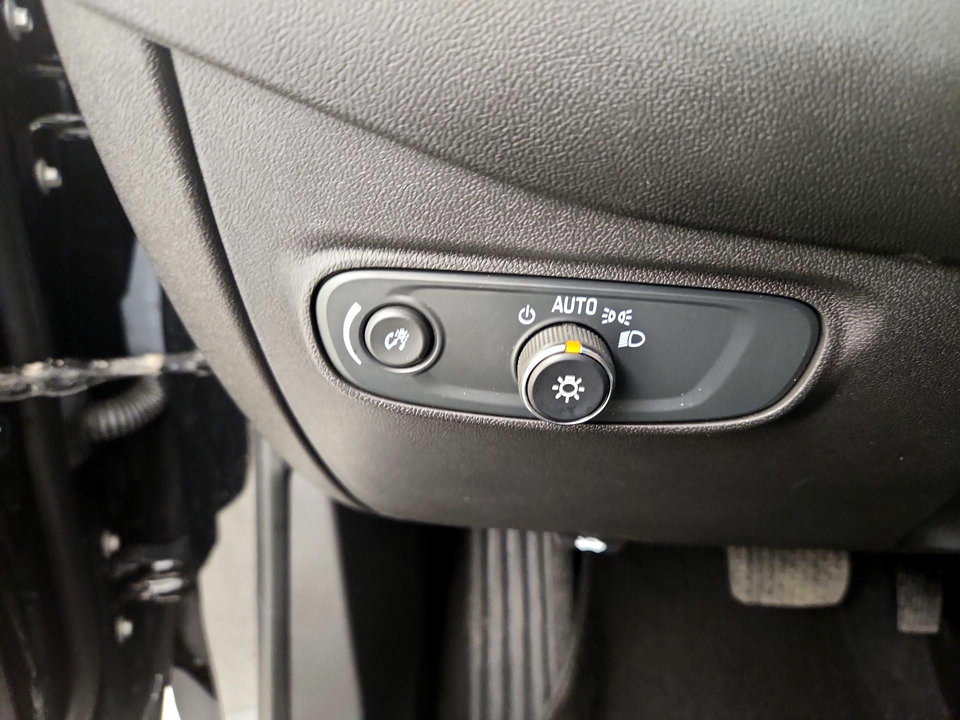 Thumbnail: 2024 Chevrolet Equinox - 13