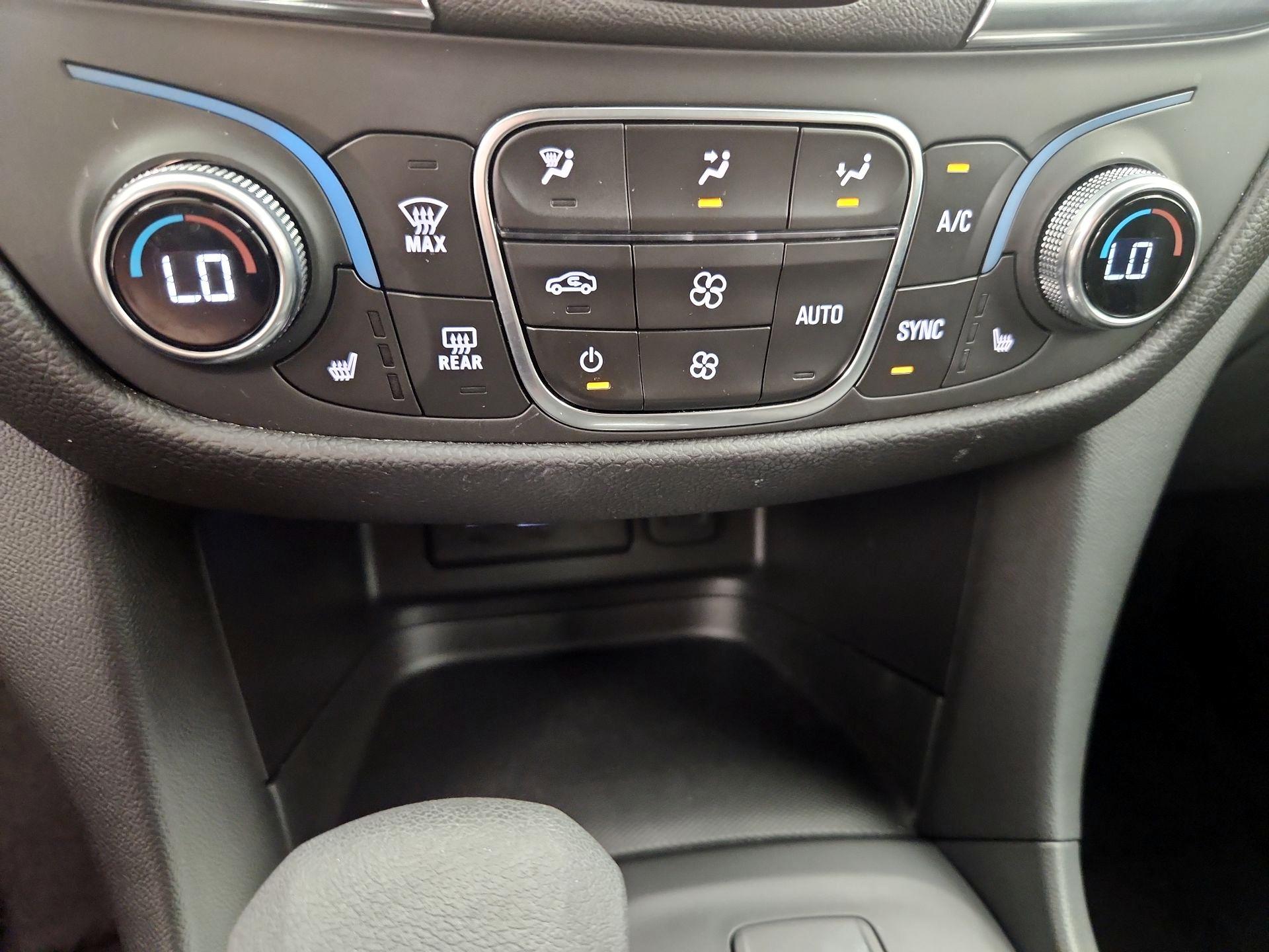 Thumbnail: 2024 Chevrolet Equinox - 16