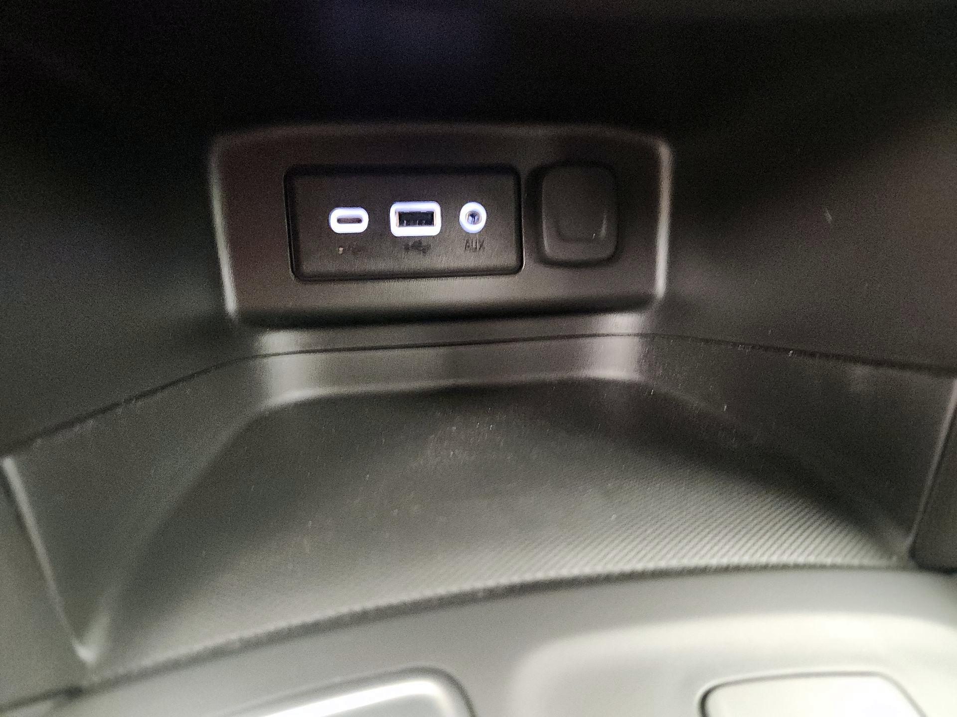 Thumbnail: 2024 Chevrolet Equinox - 18