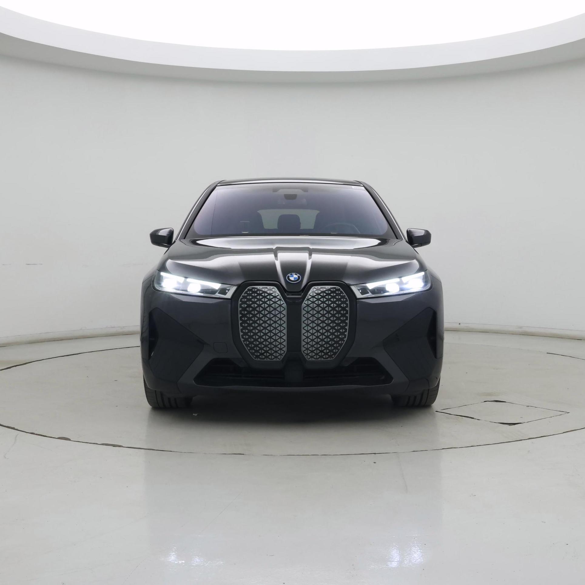 Thumbnail: 2023 BMW iX - 5