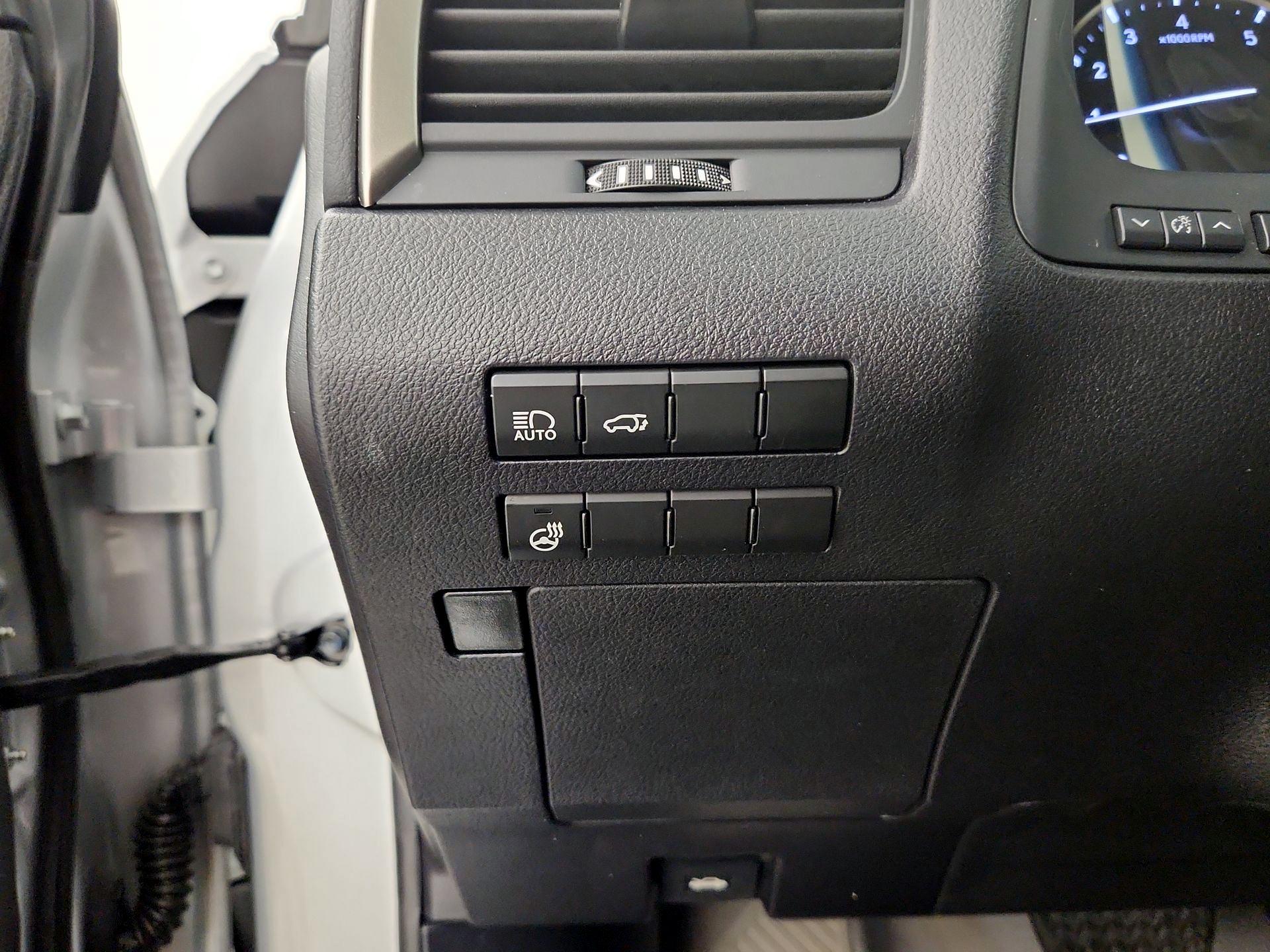 Thumbnail: 2019 Lexus RX - 13