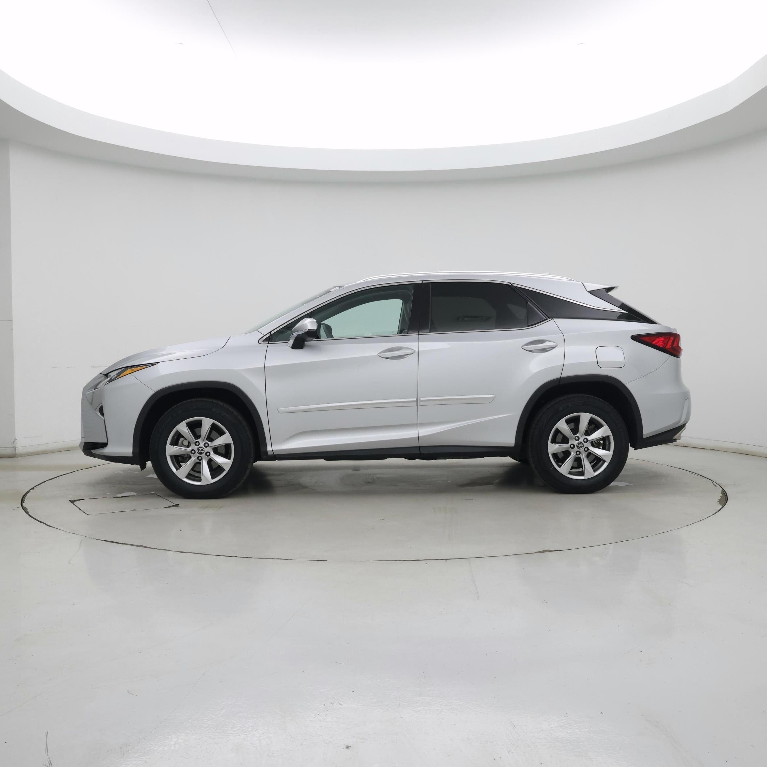 Thumbnail: 2019 Lexus RX - 3