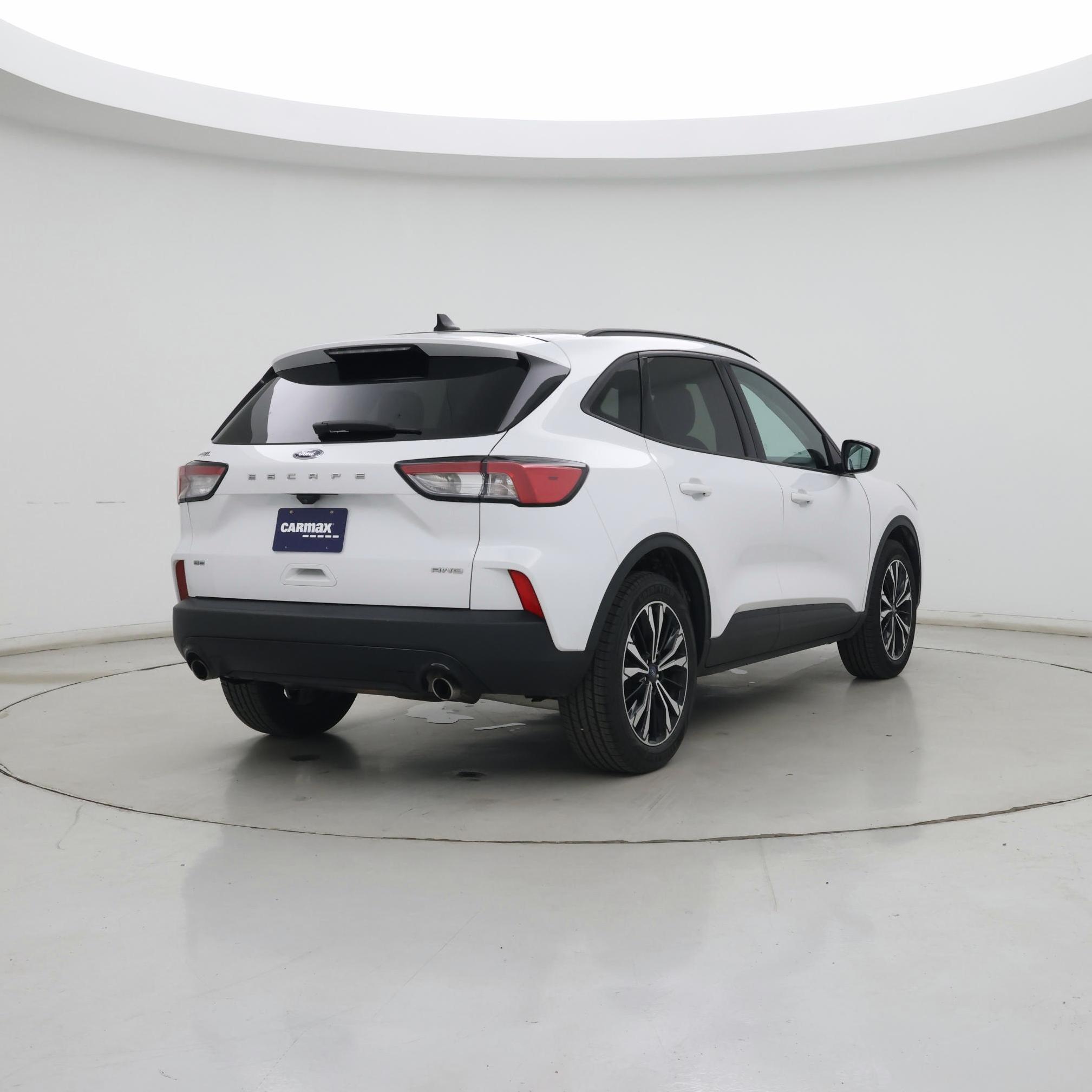 Thumbnail: 2021 Ford Escape - 8