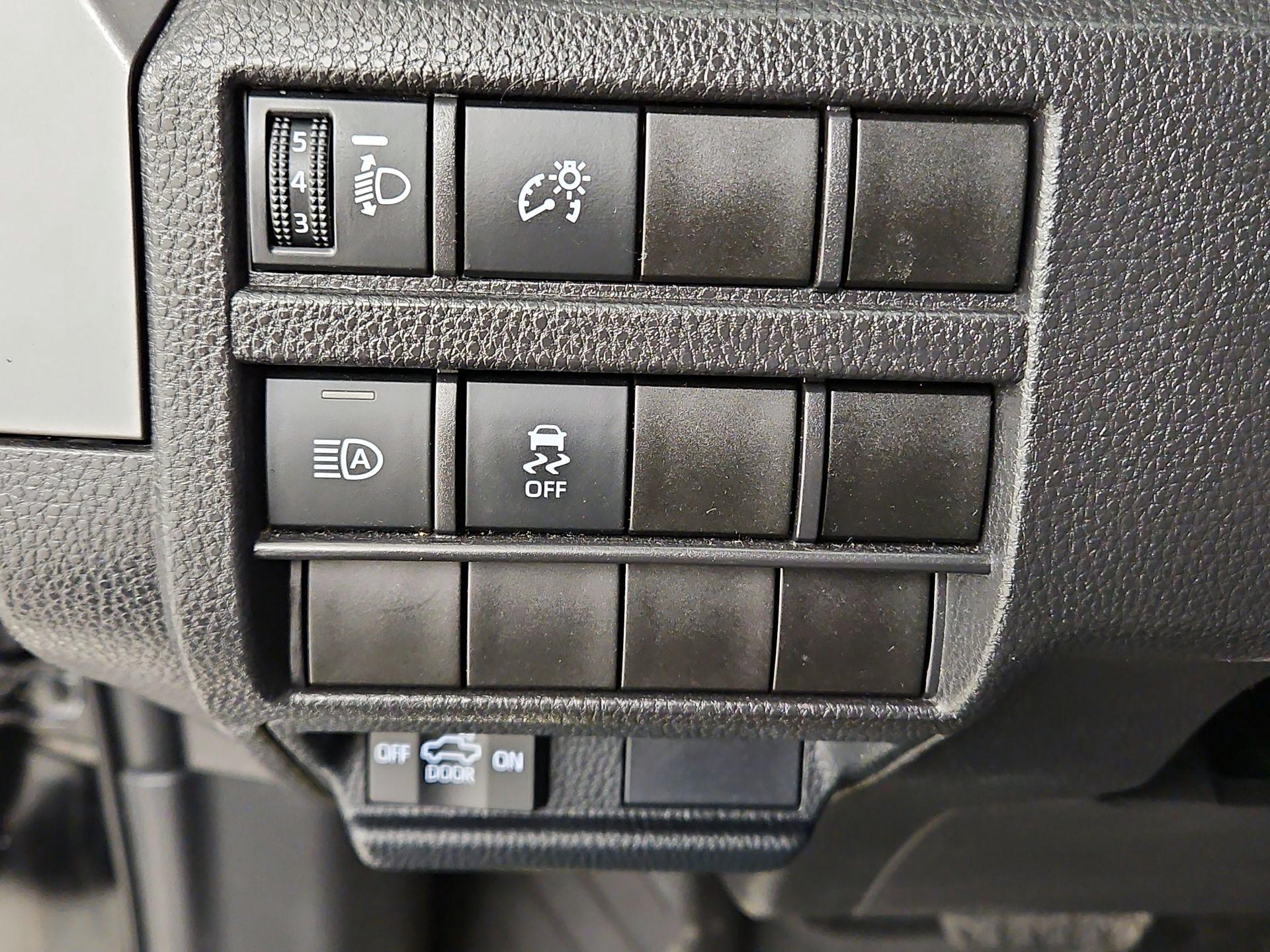 Thumbnail: 2024 Toyota Tacoma - 13