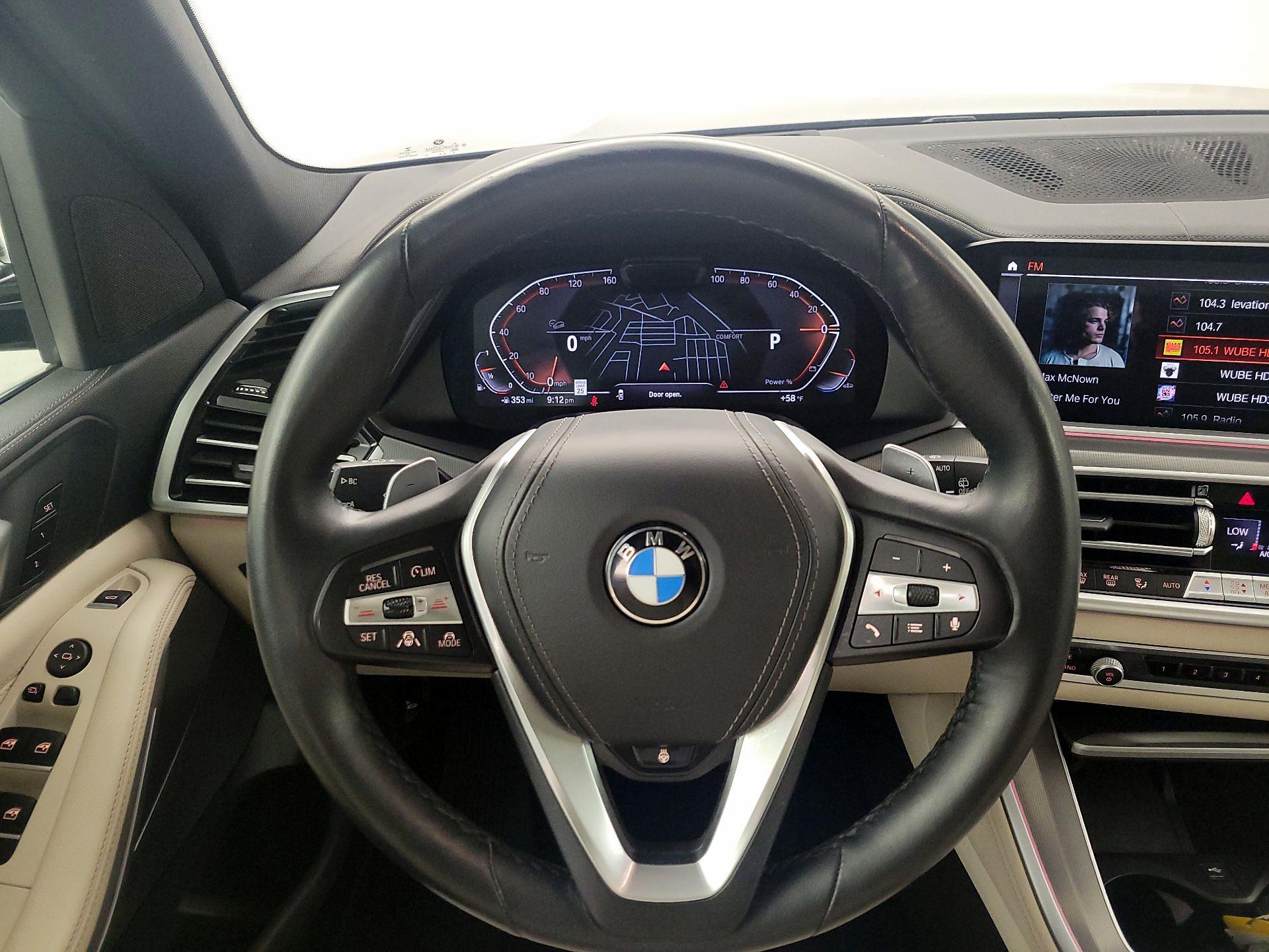 Thumbnail: 2022 BMW X5 - 10