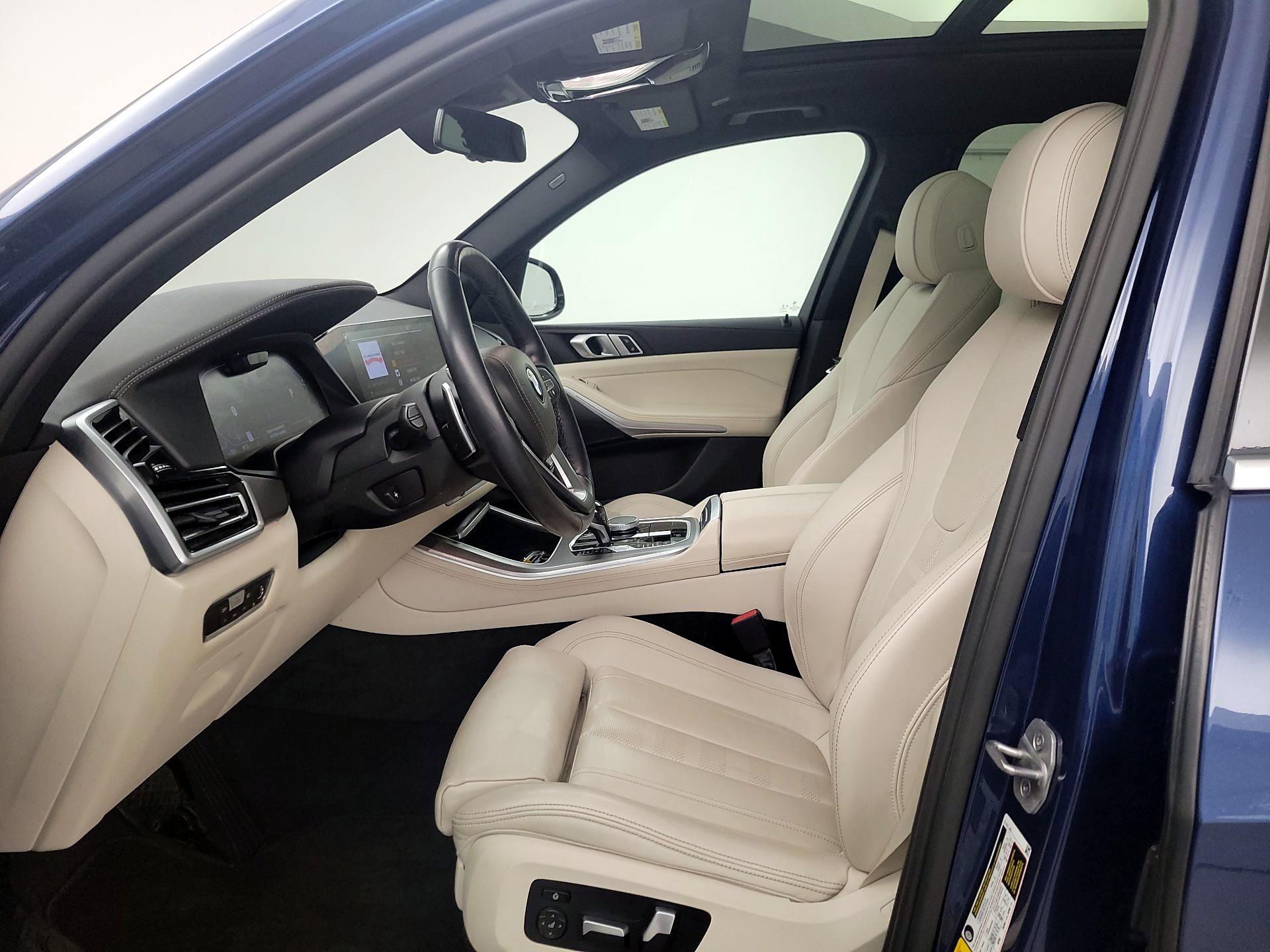 Thumbnail: 2022 BMW X5 - 11