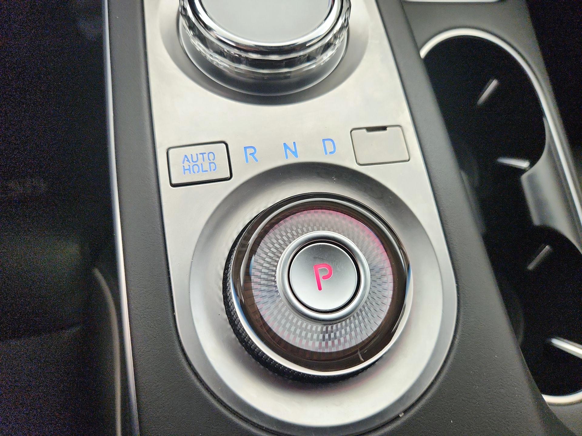 Thumbnail: 2022 Genesis GV70 - 18