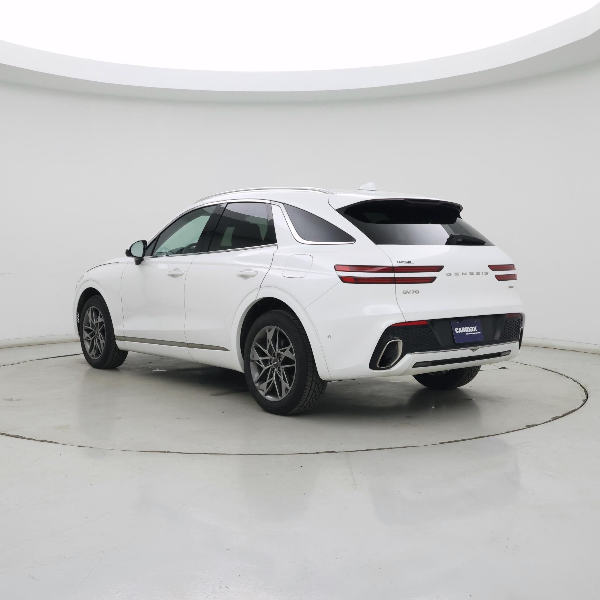 Thumbnail: 2022 Genesis GV70 - 2