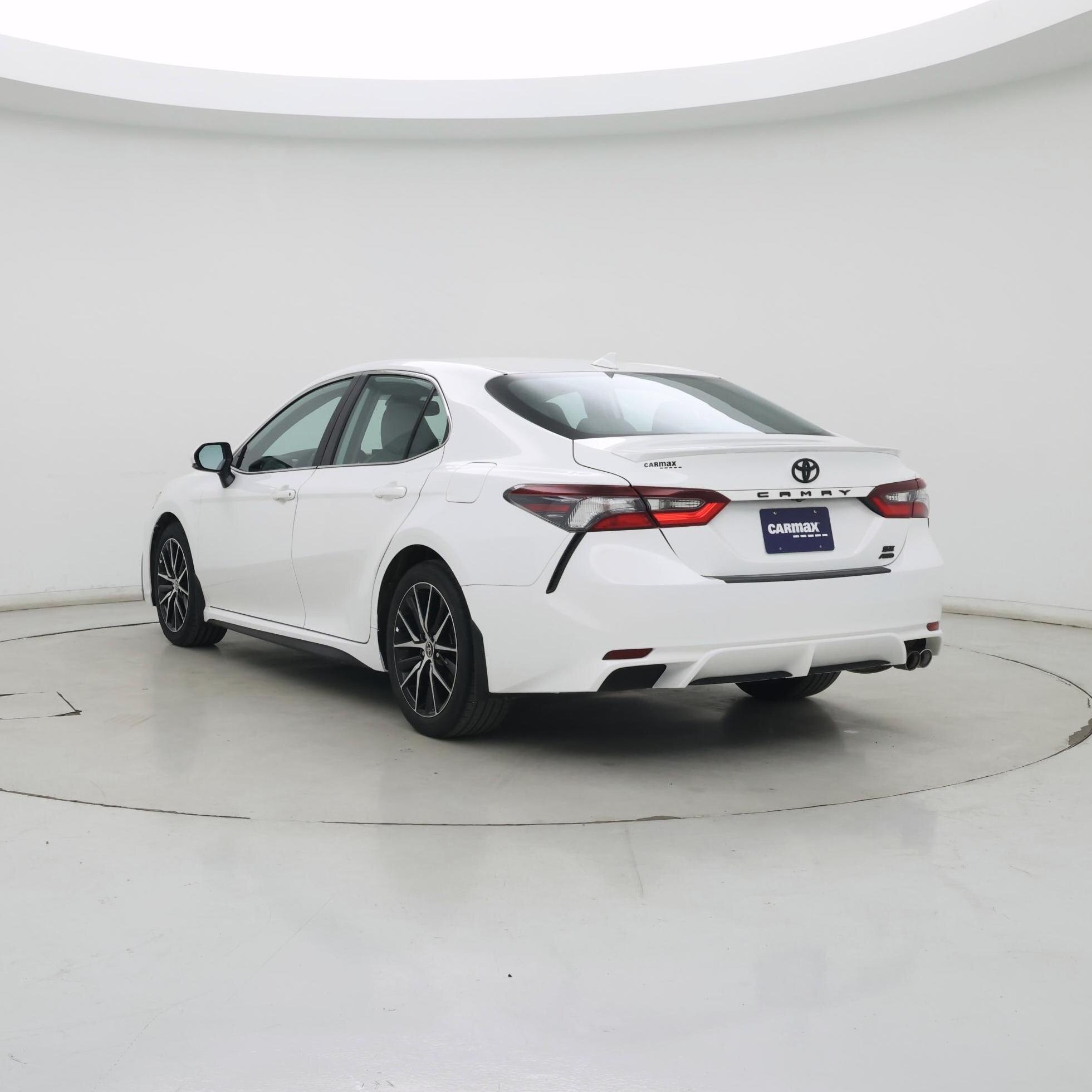 Thumbnail: 2024 Toyota Camry - 2