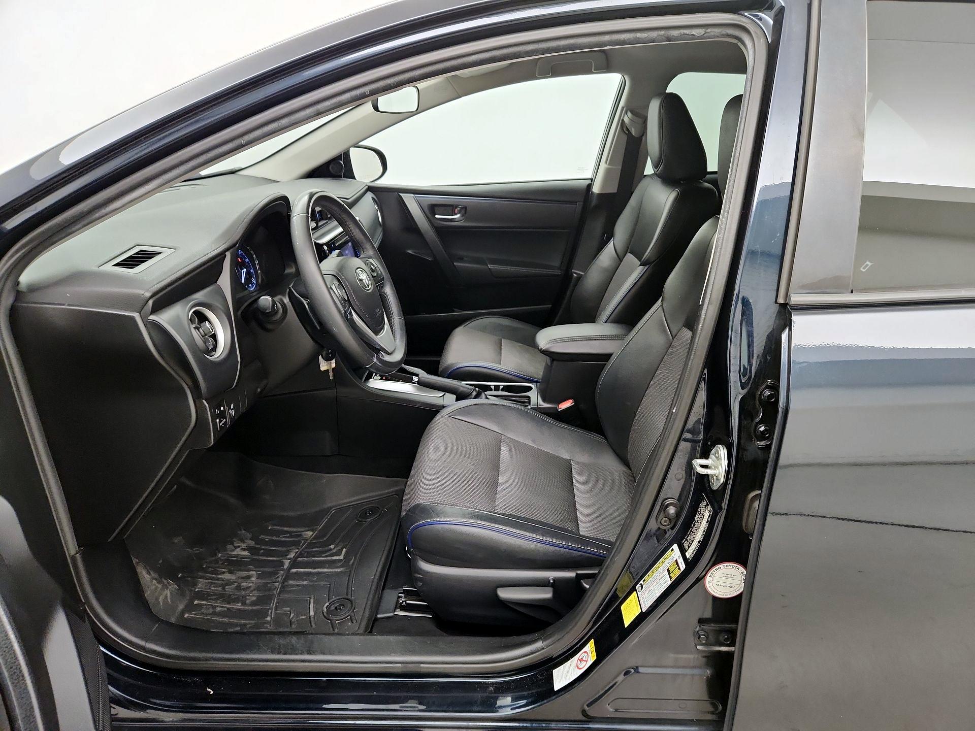 Thumbnail: 2017 Toyota Corolla - 11