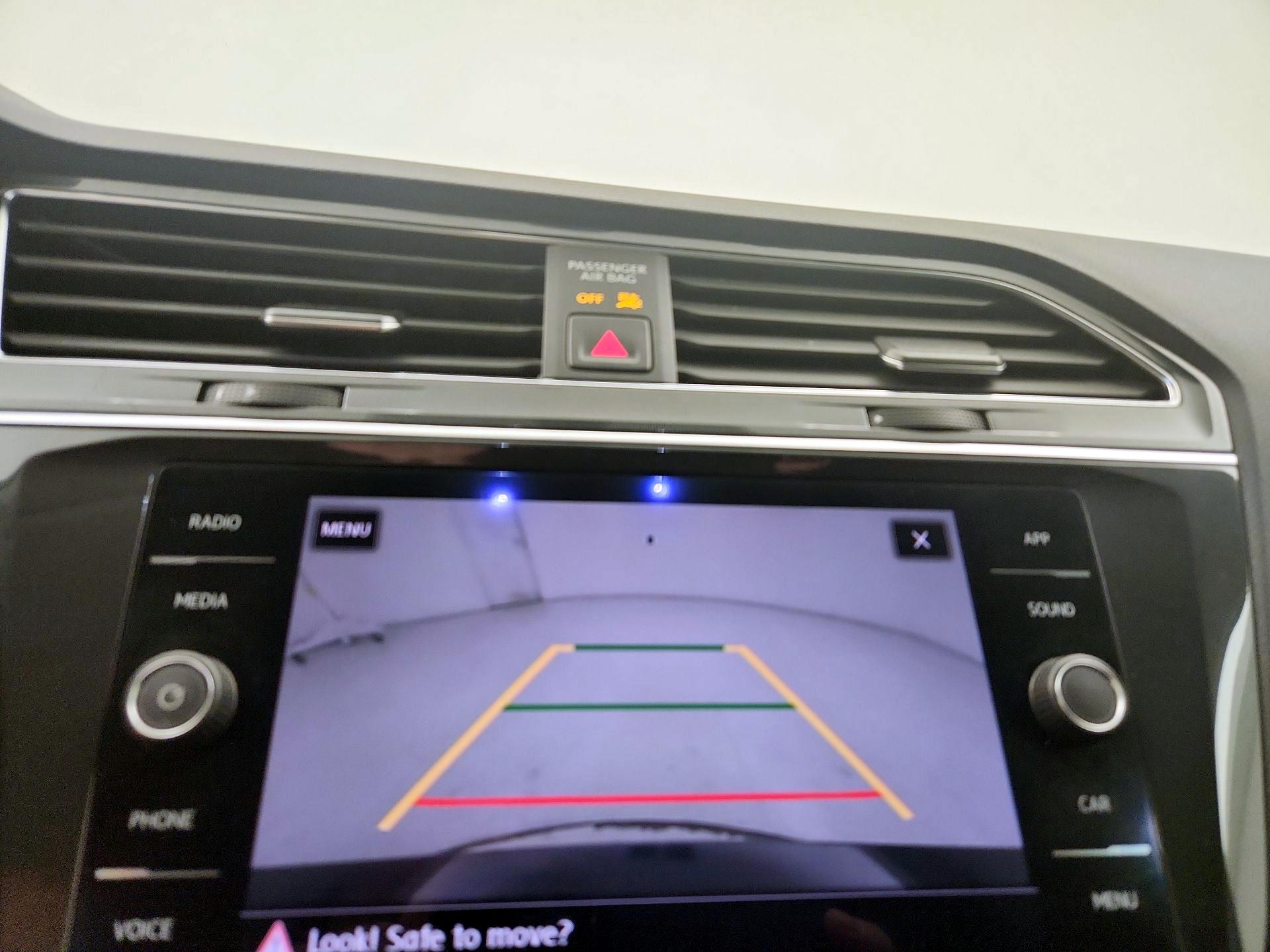 Thumbnail: 2019 Volkswagen Tiguan - 14