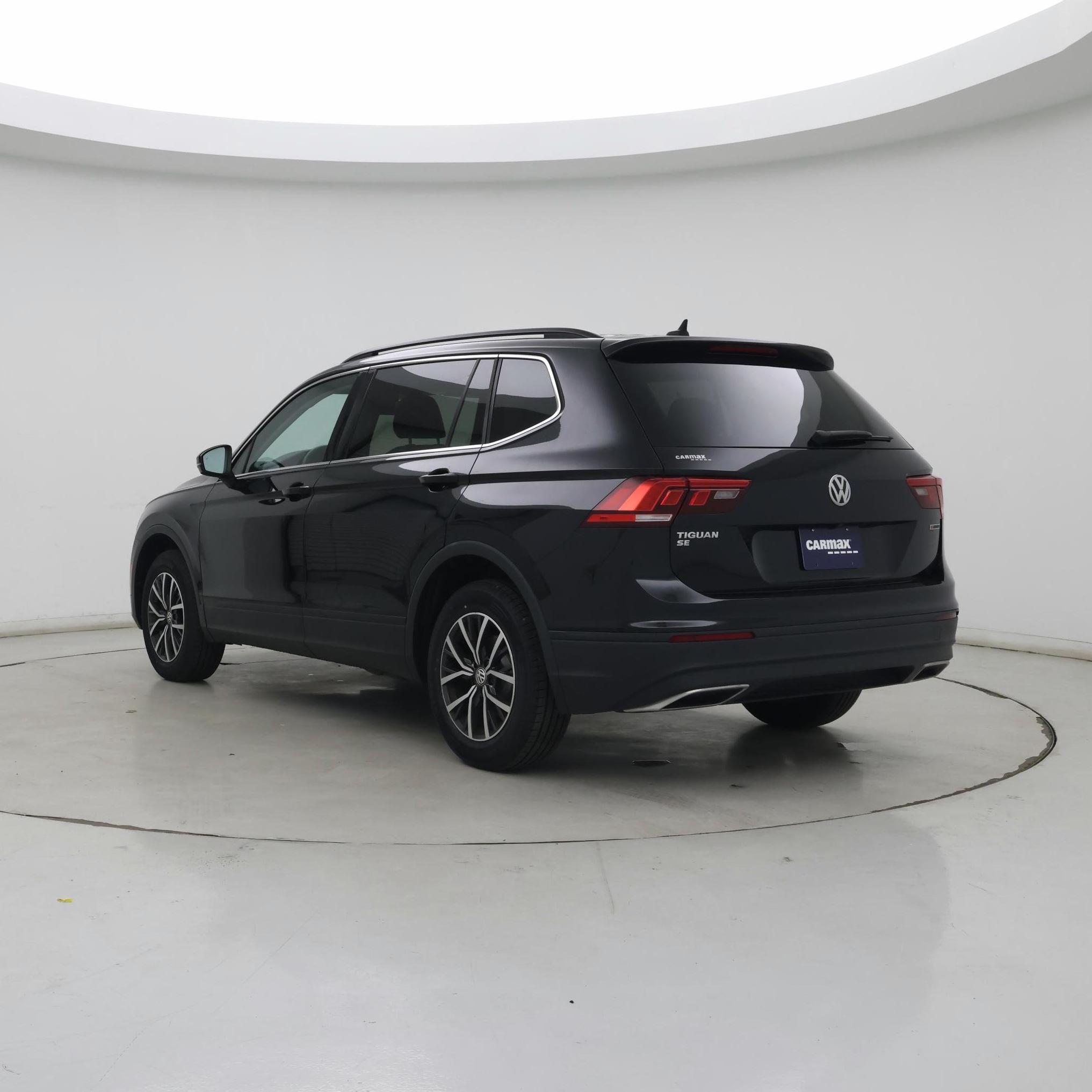 Thumbnail: 2019 Volkswagen Tiguan - 2