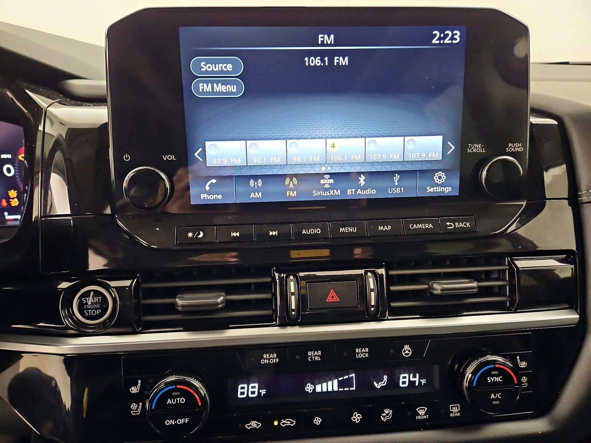 Thumbnail: 2023 Nissan Pathfinder - 16