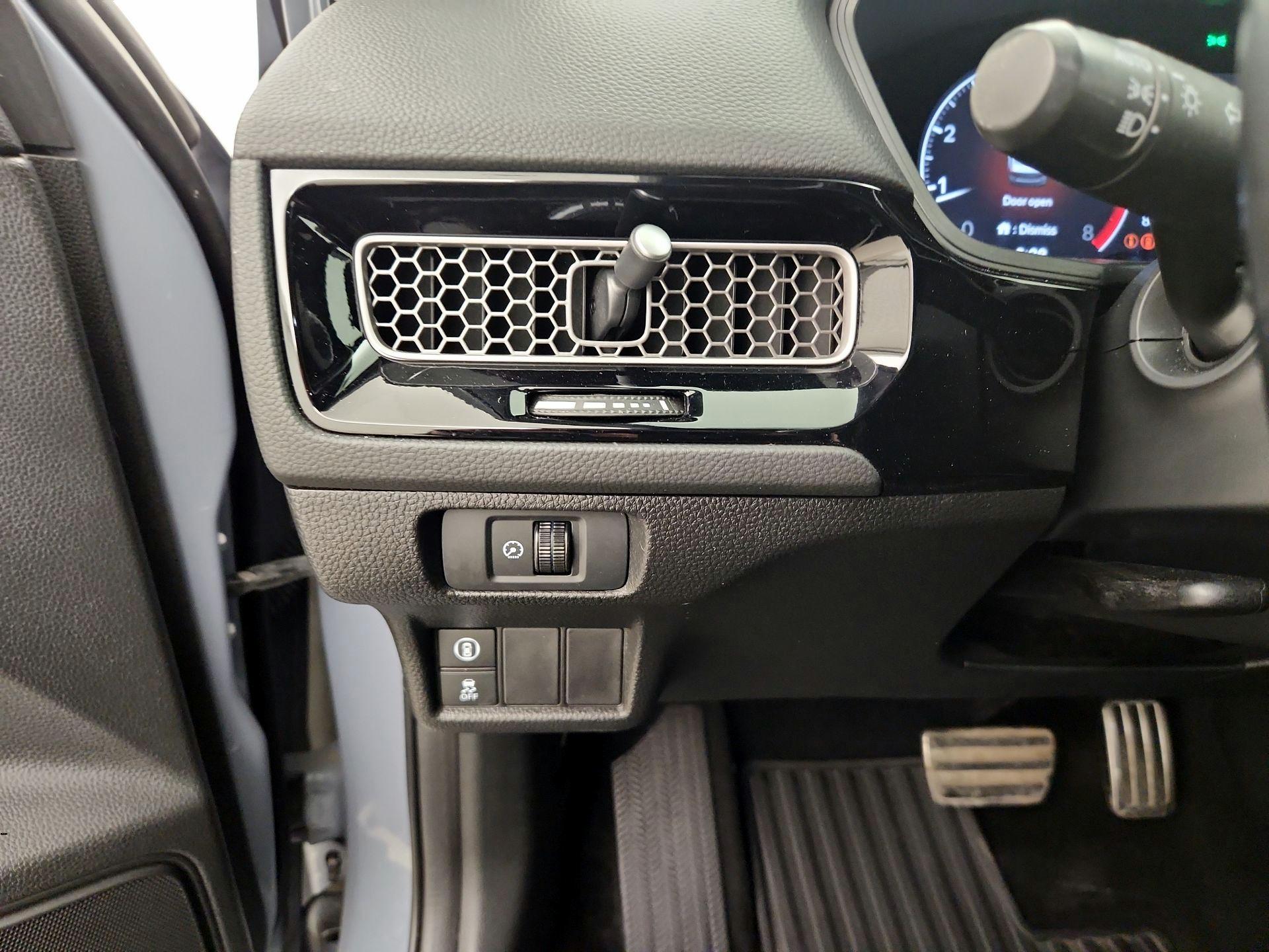 Thumbnail: 2023 Honda Civic - 13