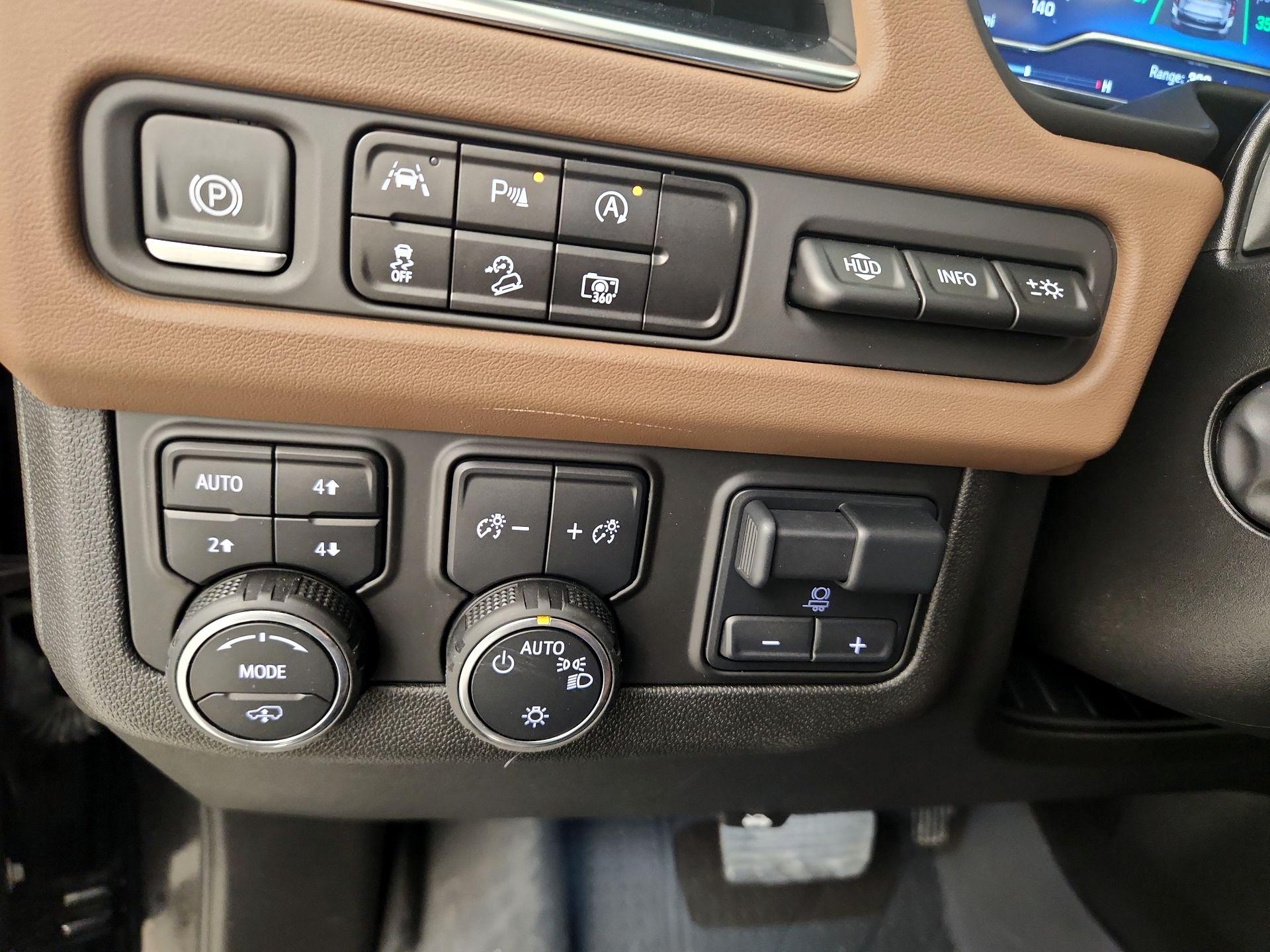 Thumbnail: 2024 Chevrolet Suburban - 13