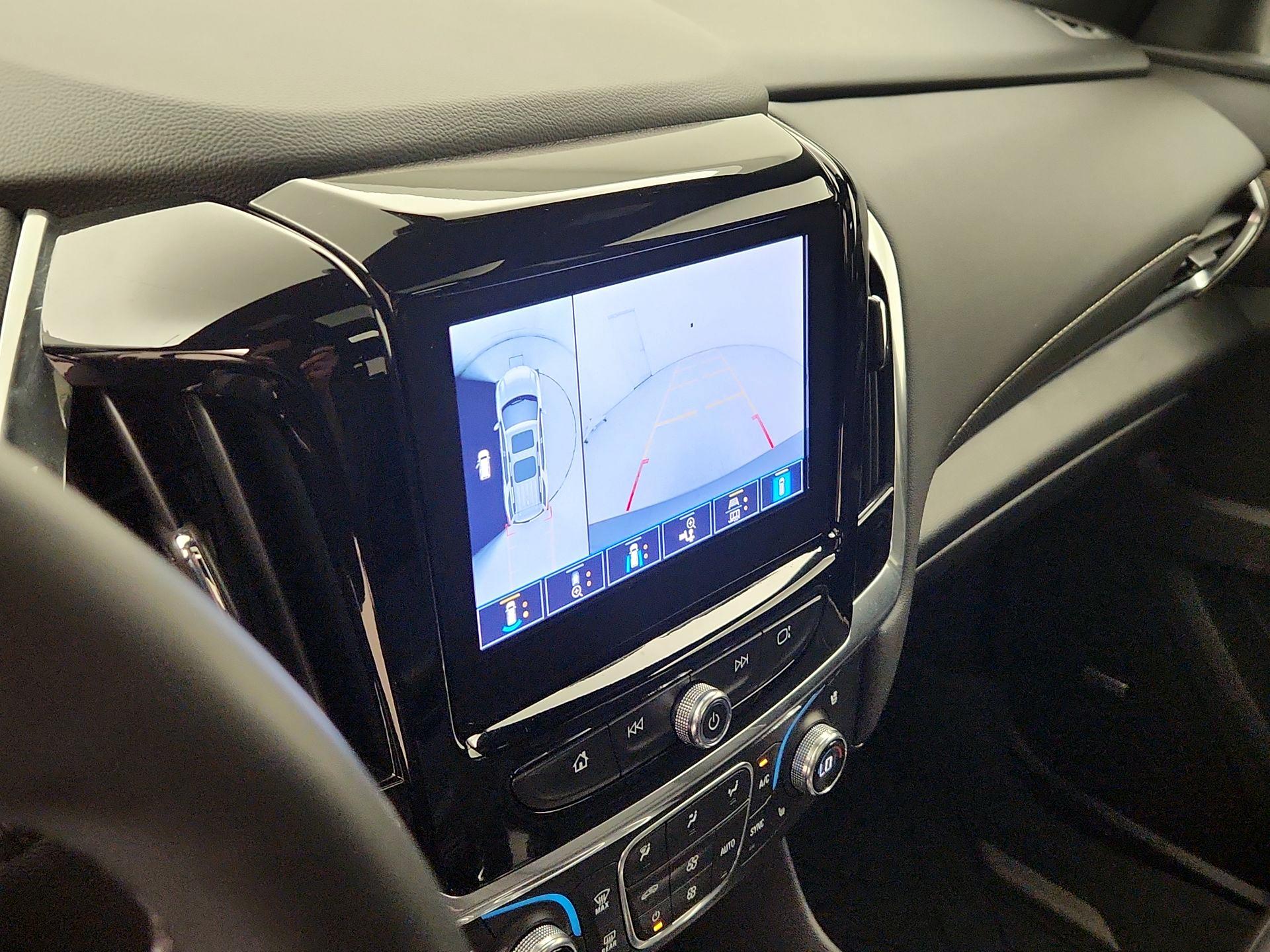 Thumbnail: 2023 Chevrolet Traverse - 15