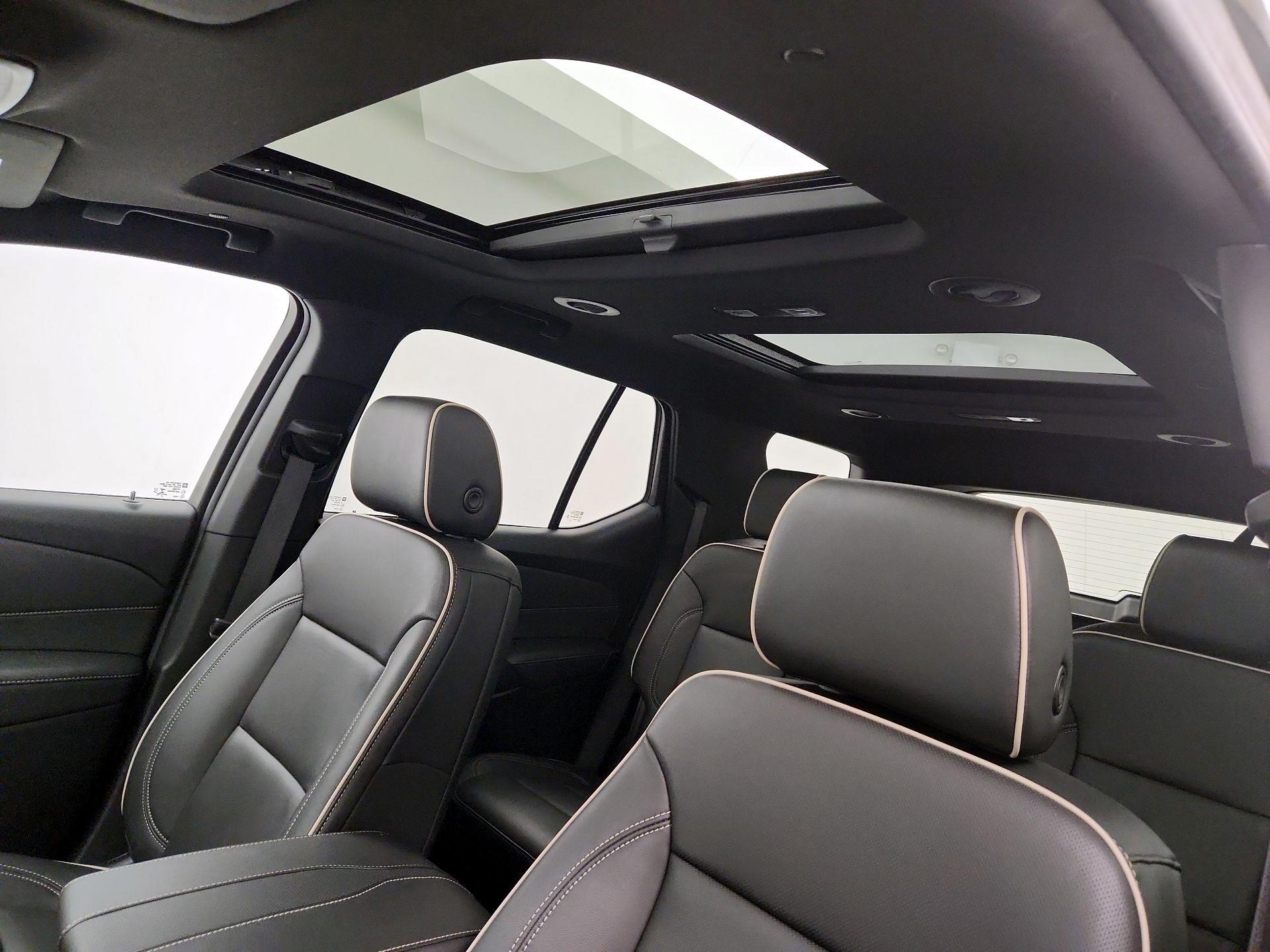 Thumbnail: 2023 Chevrolet Traverse - 20