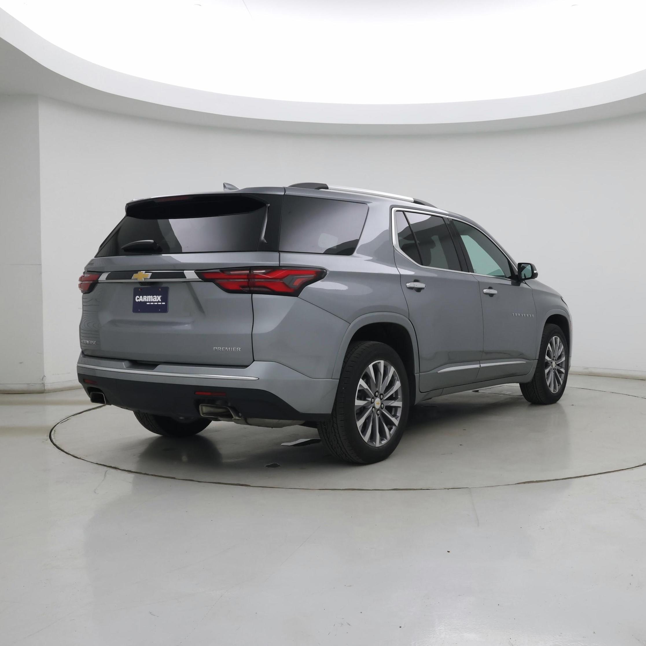 Thumbnail: 2023 Chevrolet Traverse - 8