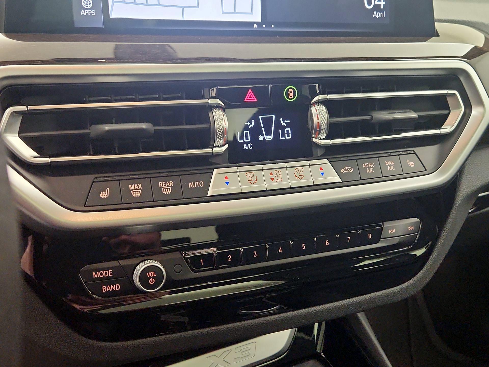 Thumbnail: 2023 BMW X3 - 17