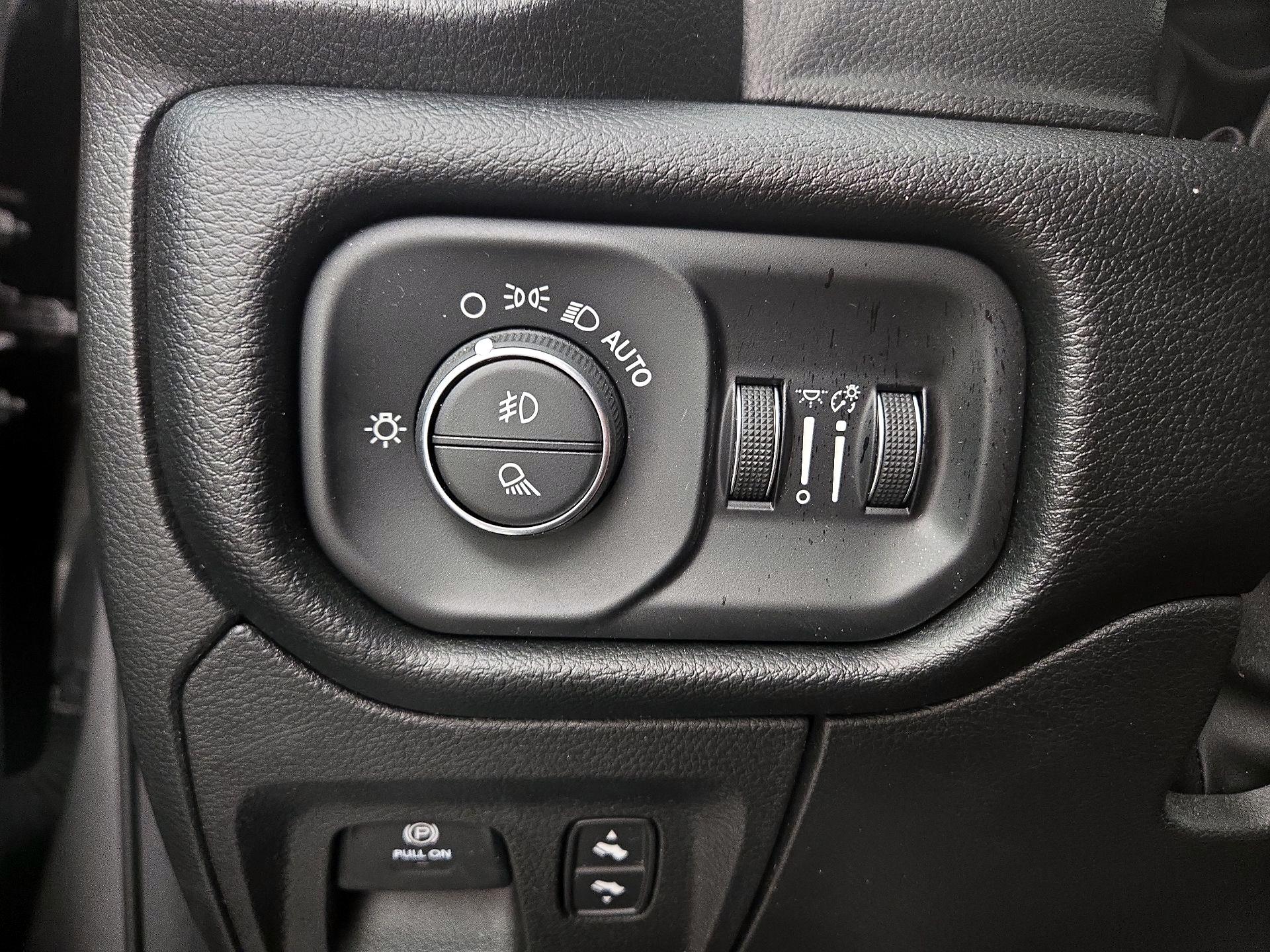 Thumbnail: 2022 RAM 1500 - 13