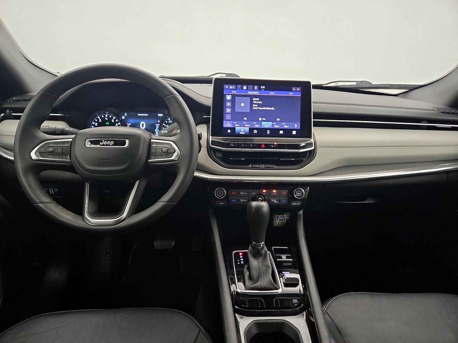 Thumbnail: 2023 Jeep Compass - 9