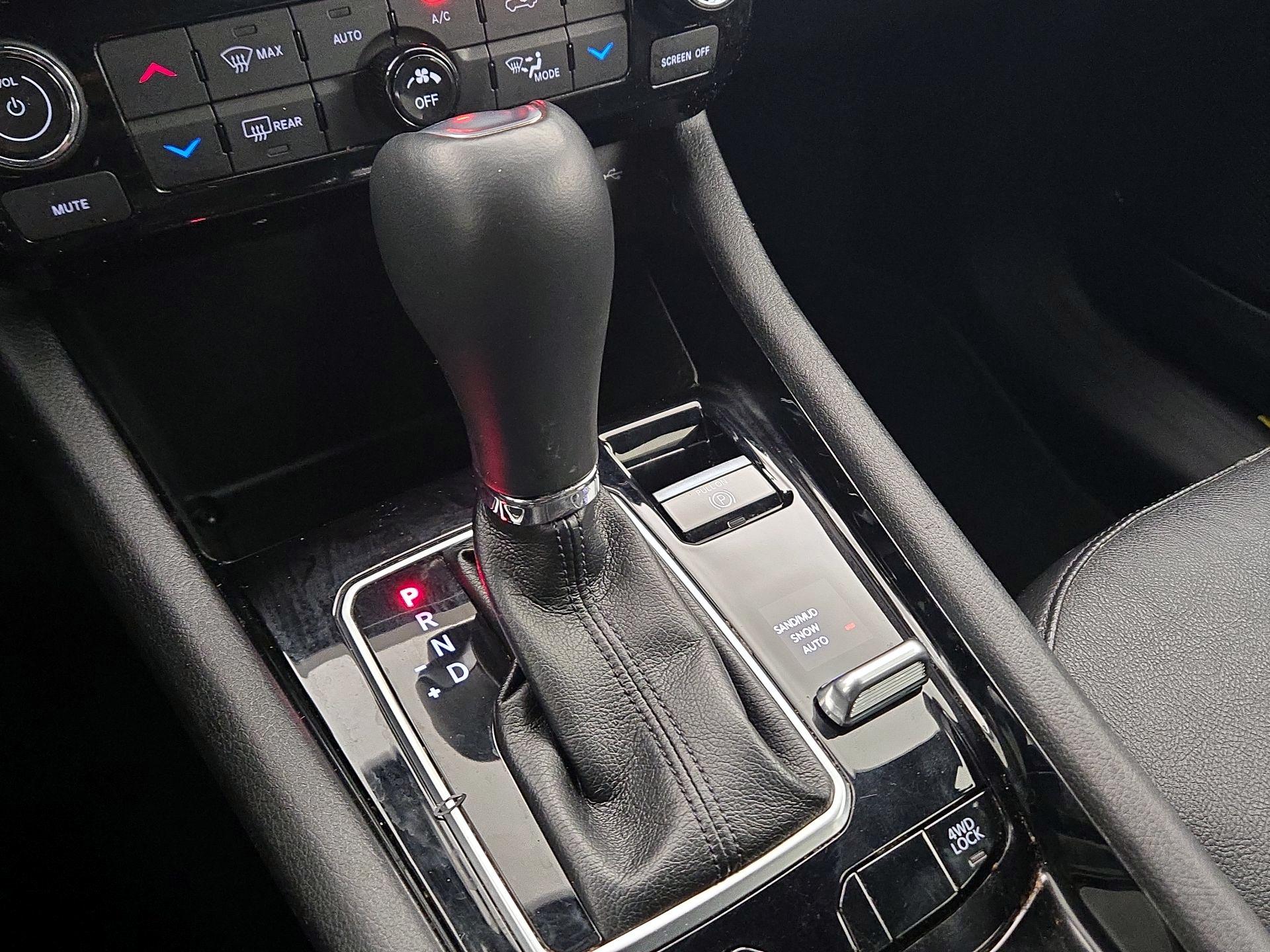 Thumbnail: 2023 Jeep Compass - 17