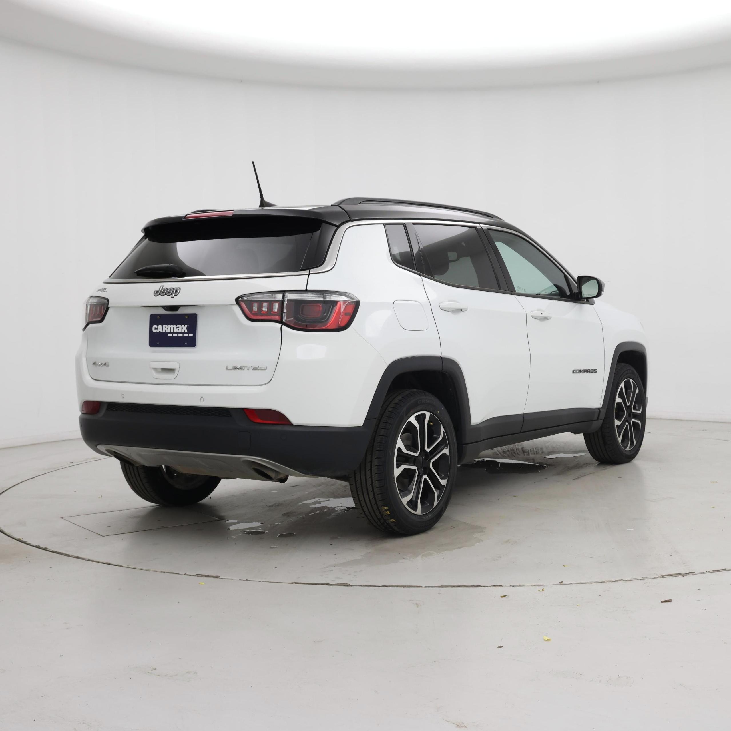 Thumbnail: 2023 Jeep Compass - 8