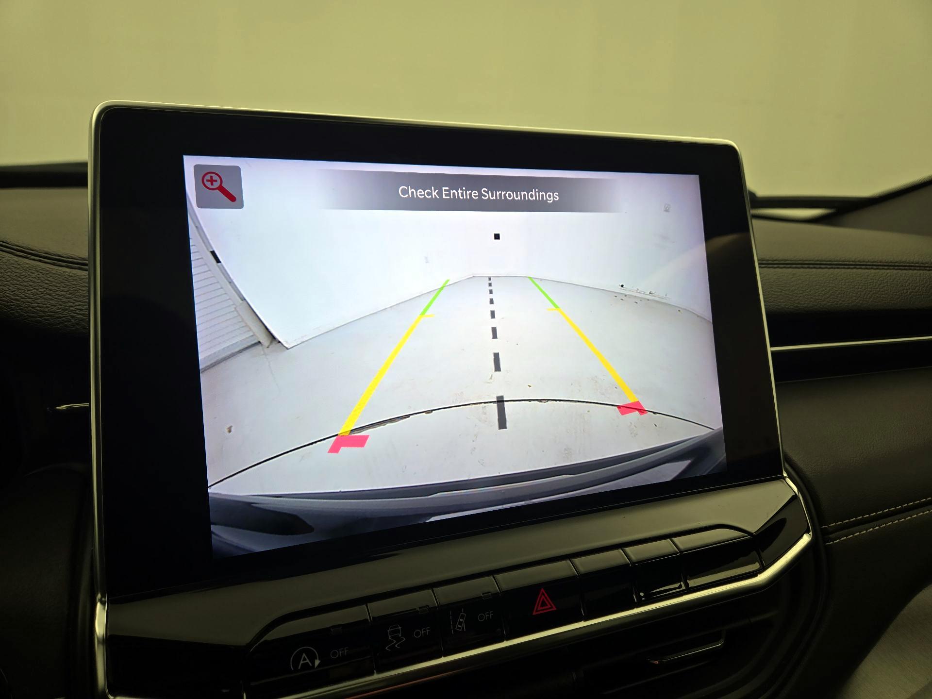 Thumbnail: 2022 Jeep Compass - 15