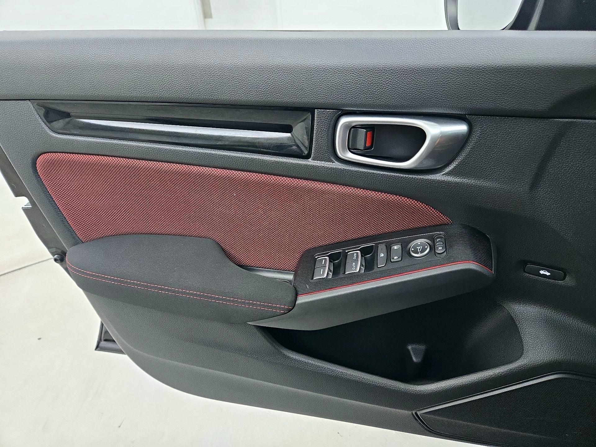 Thumbnail: 2023 Honda Civic - 12