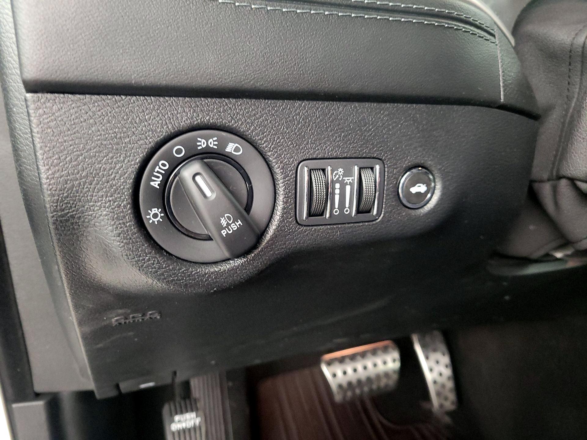 Thumbnail: 2022 Dodge Charger - 13