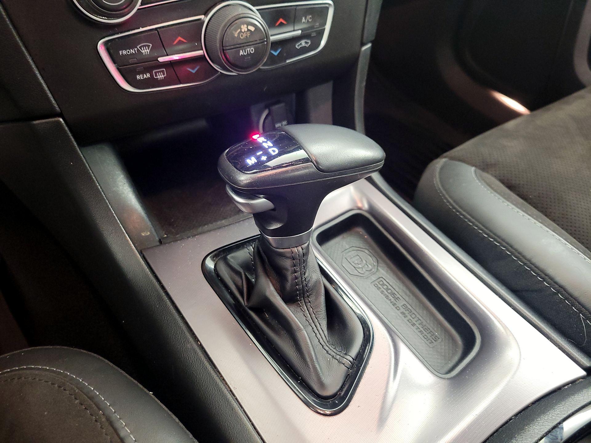 Thumbnail: 2022 Dodge Charger - 17