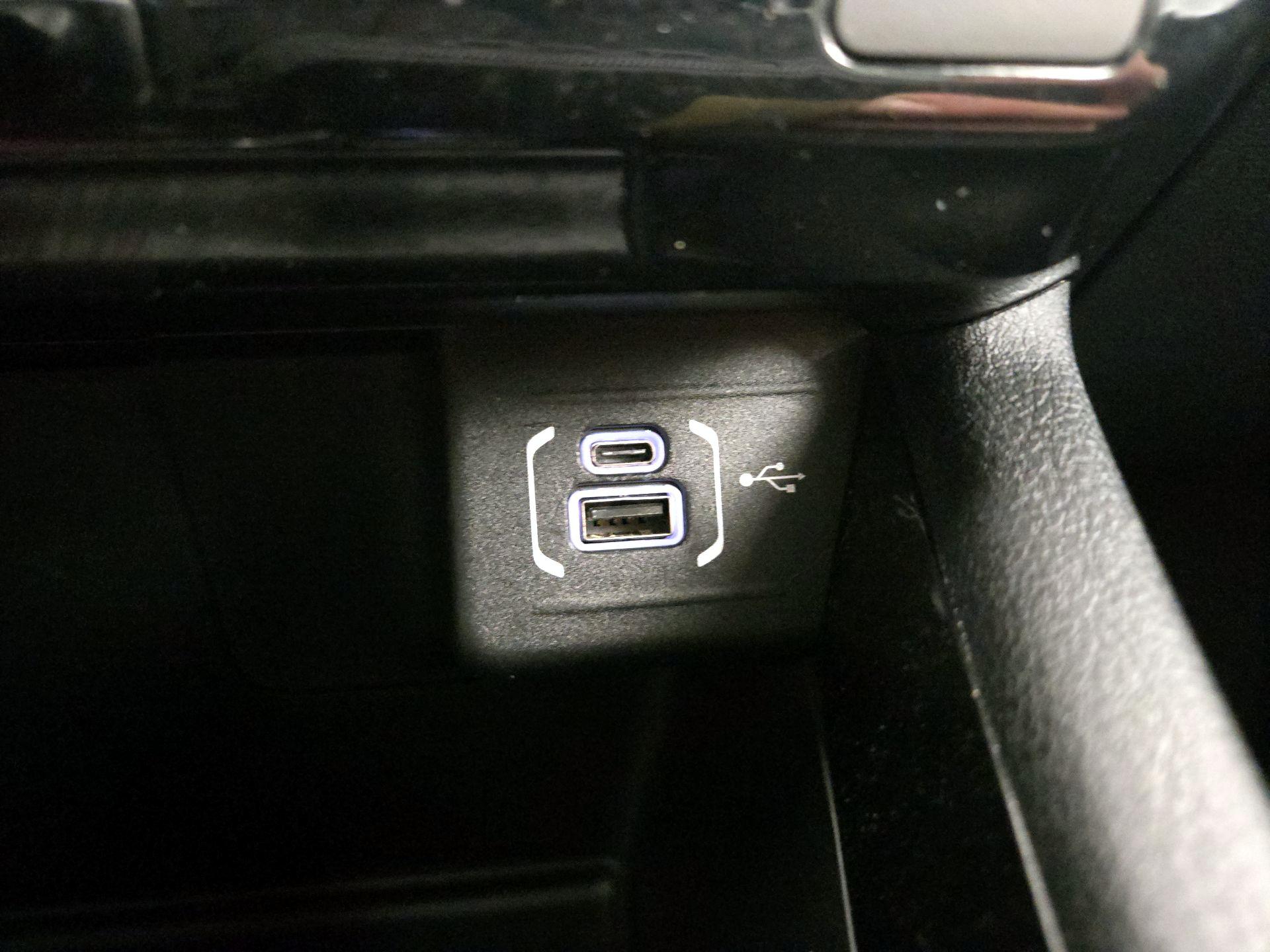 Thumbnail: 2022 Jeep Compass - 18