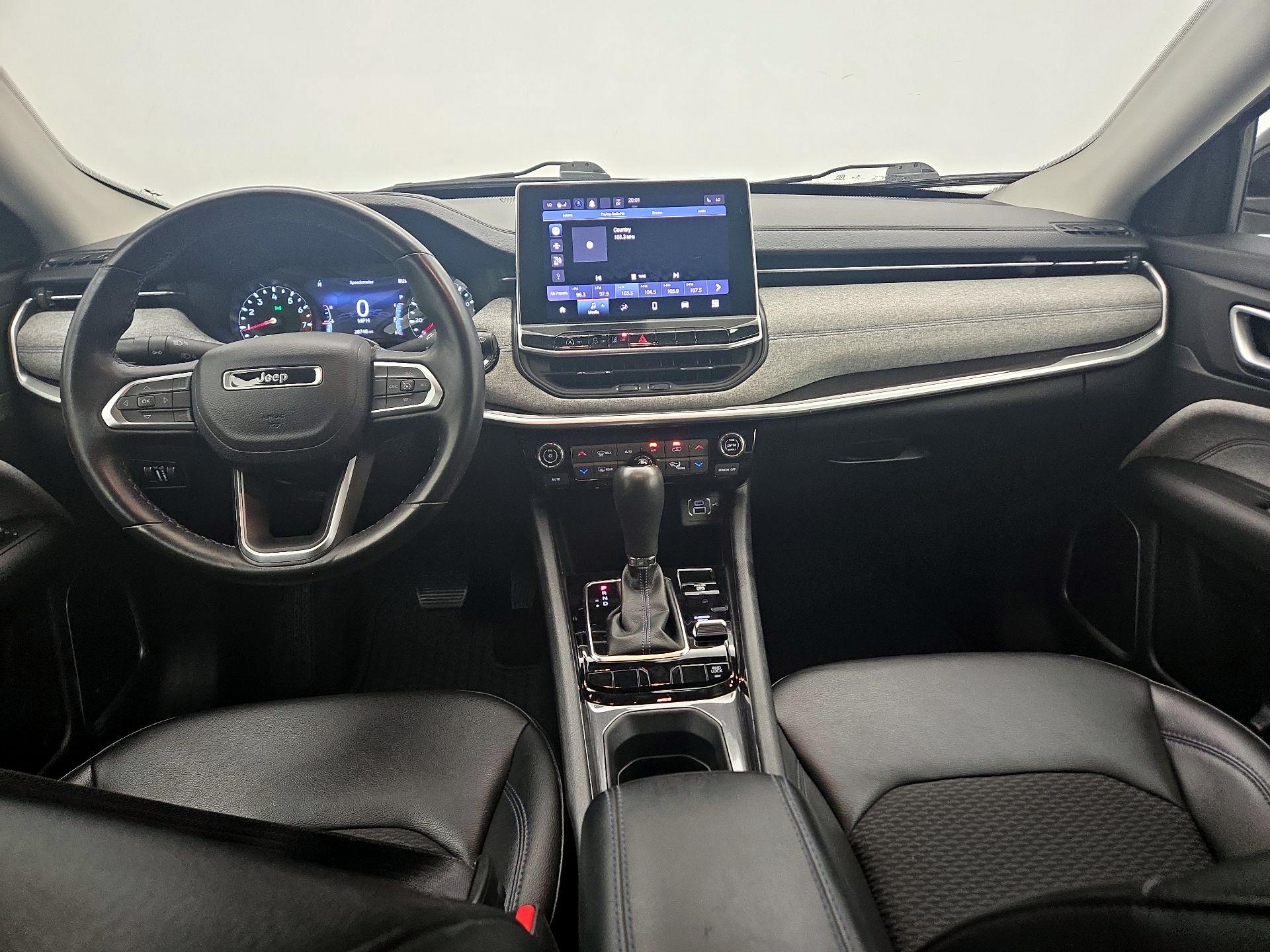 Thumbnail: 2022 Jeep Compass - 9