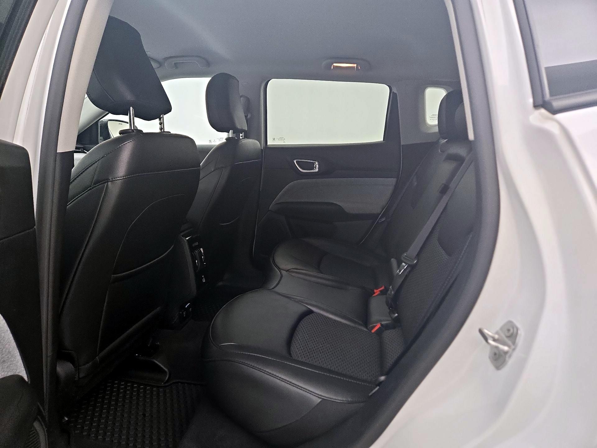 Thumbnail: 2022 Jeep Compass - 19