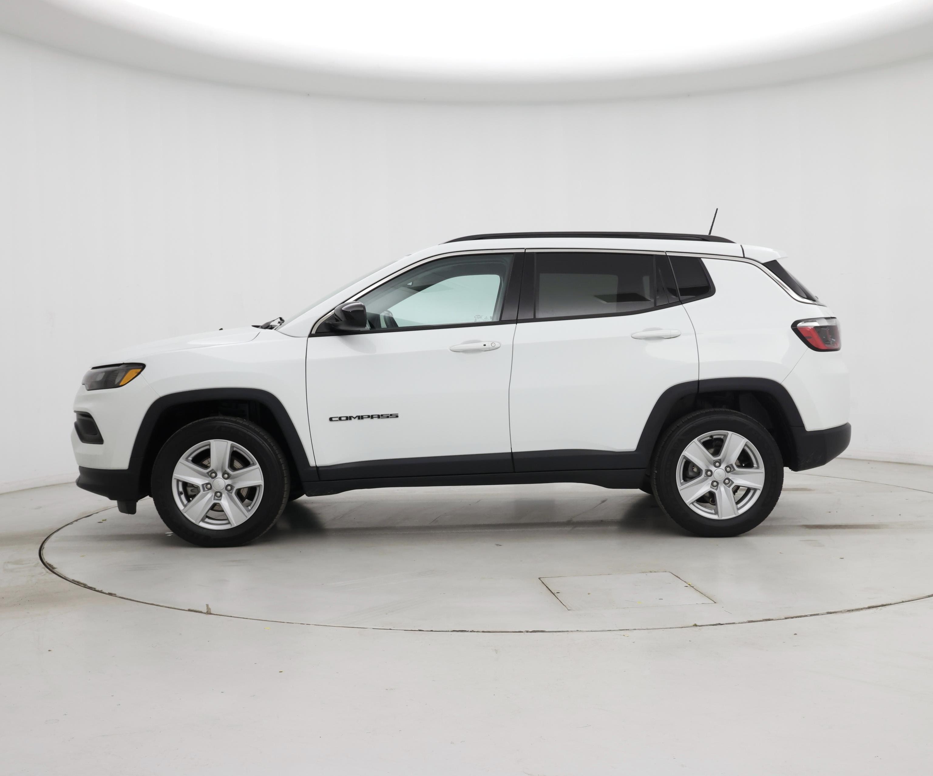 Thumbnail: 2022 Jeep Compass - 3