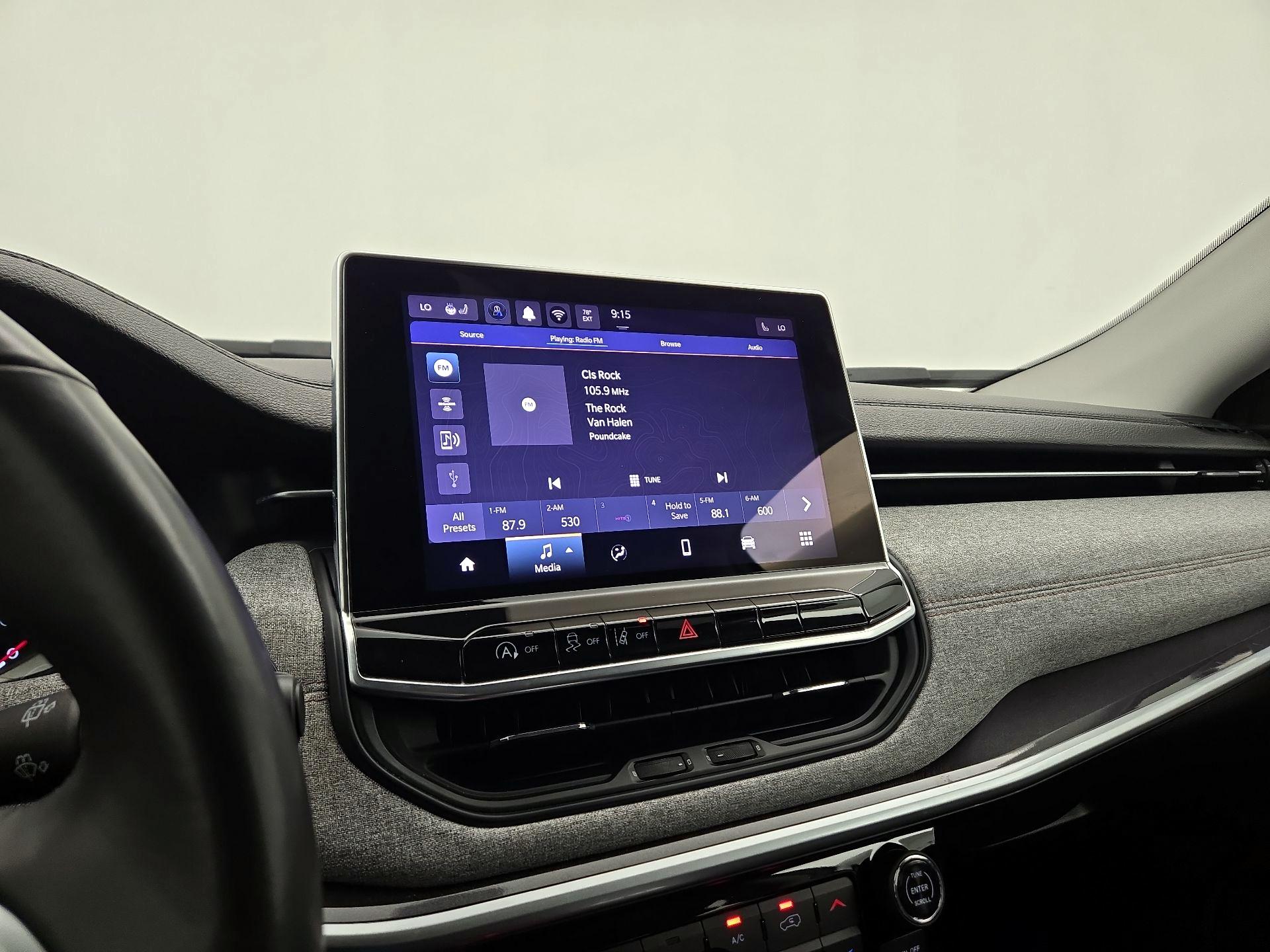 Thumbnail: 2022 Jeep Compass - 15