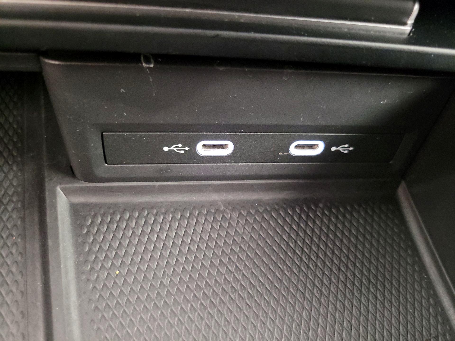 Thumbnail: 2024 Volkswagen Atlas - 16