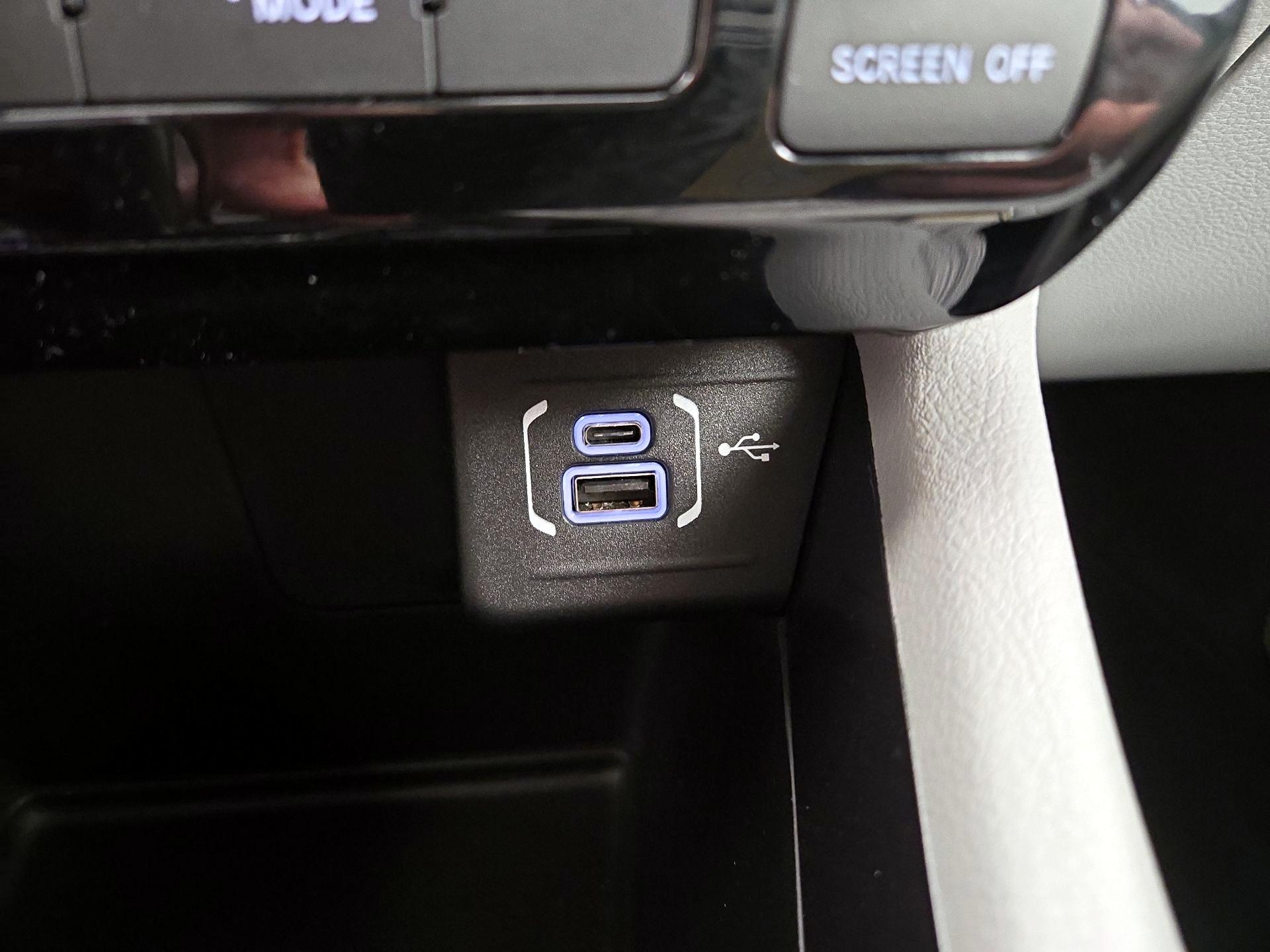 Thumbnail: 2022 Jeep Compass - 18