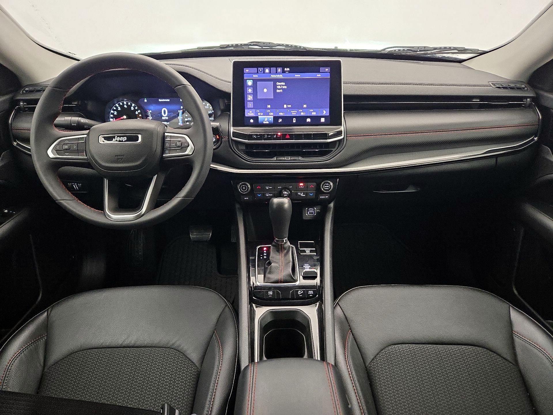 Thumbnail: 2022 Jeep Compass - 9