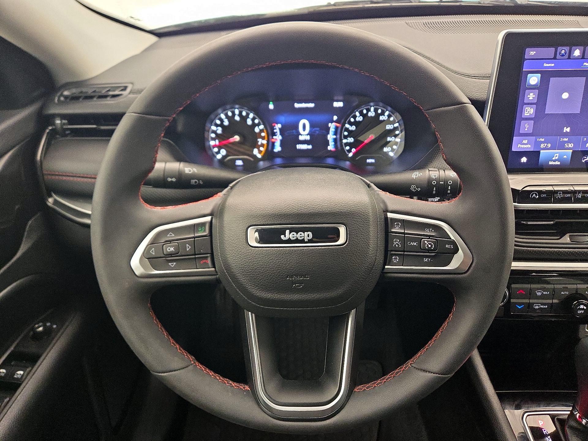 Thumbnail: 2022 Jeep Compass - 10