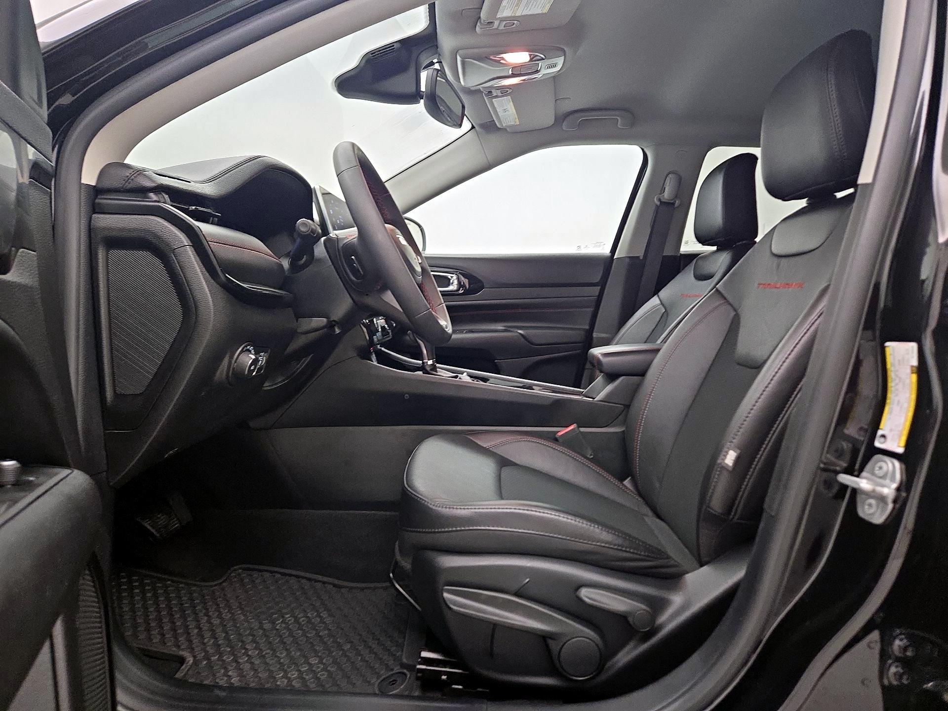 Thumbnail: 2022 Jeep Compass - 11