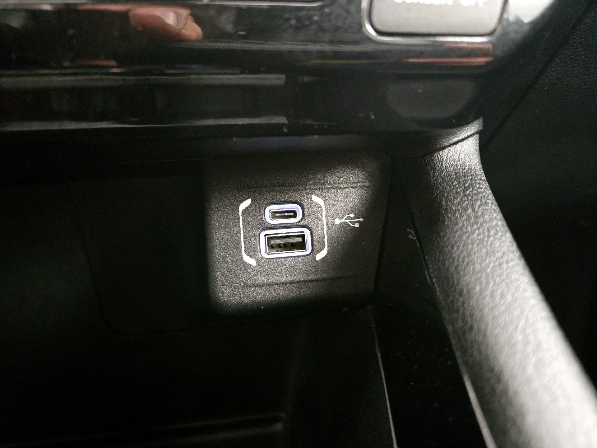 Thumbnail: 2022 Jeep Compass - 18